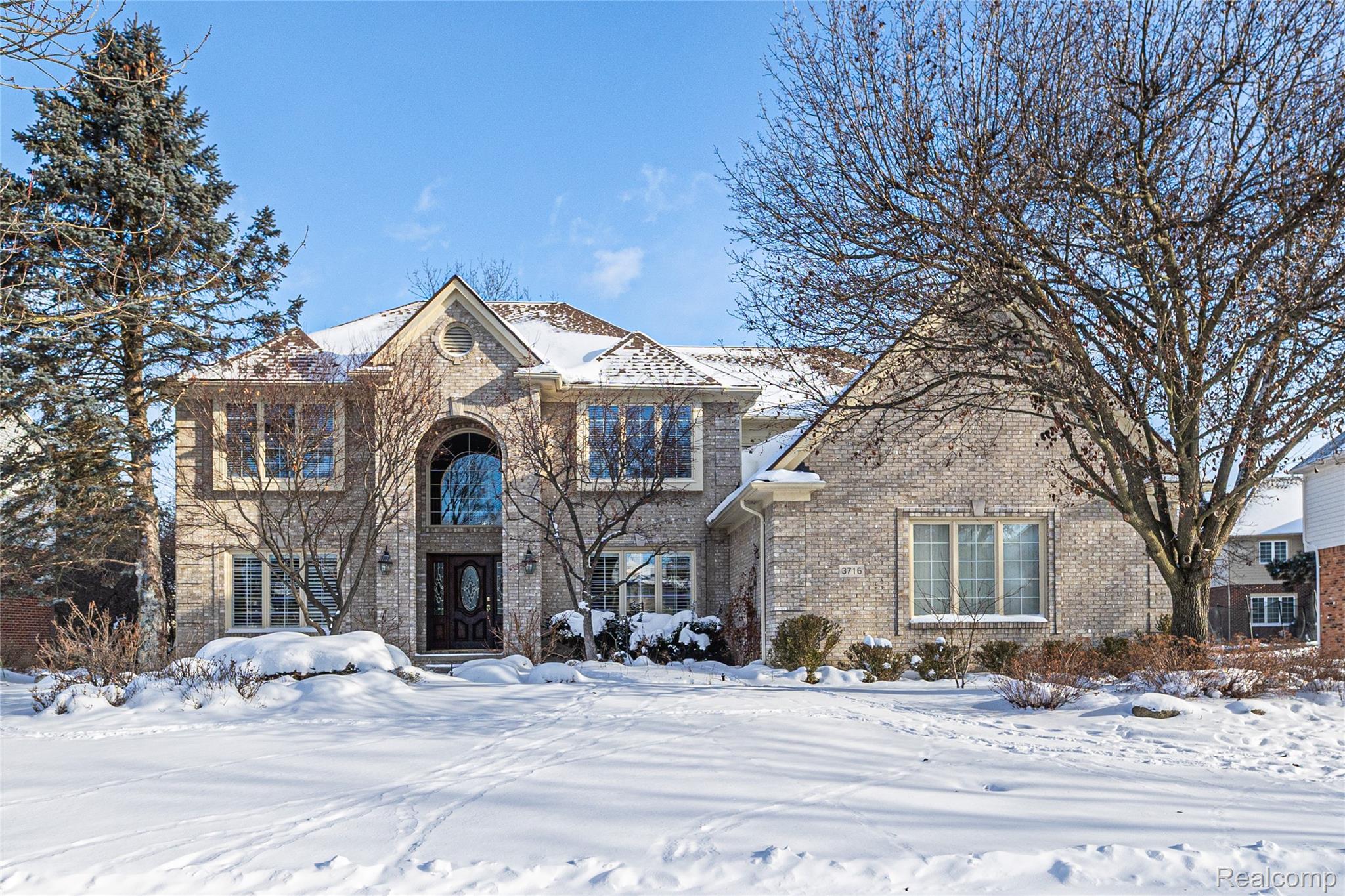3716 Sleepy Fox Drive