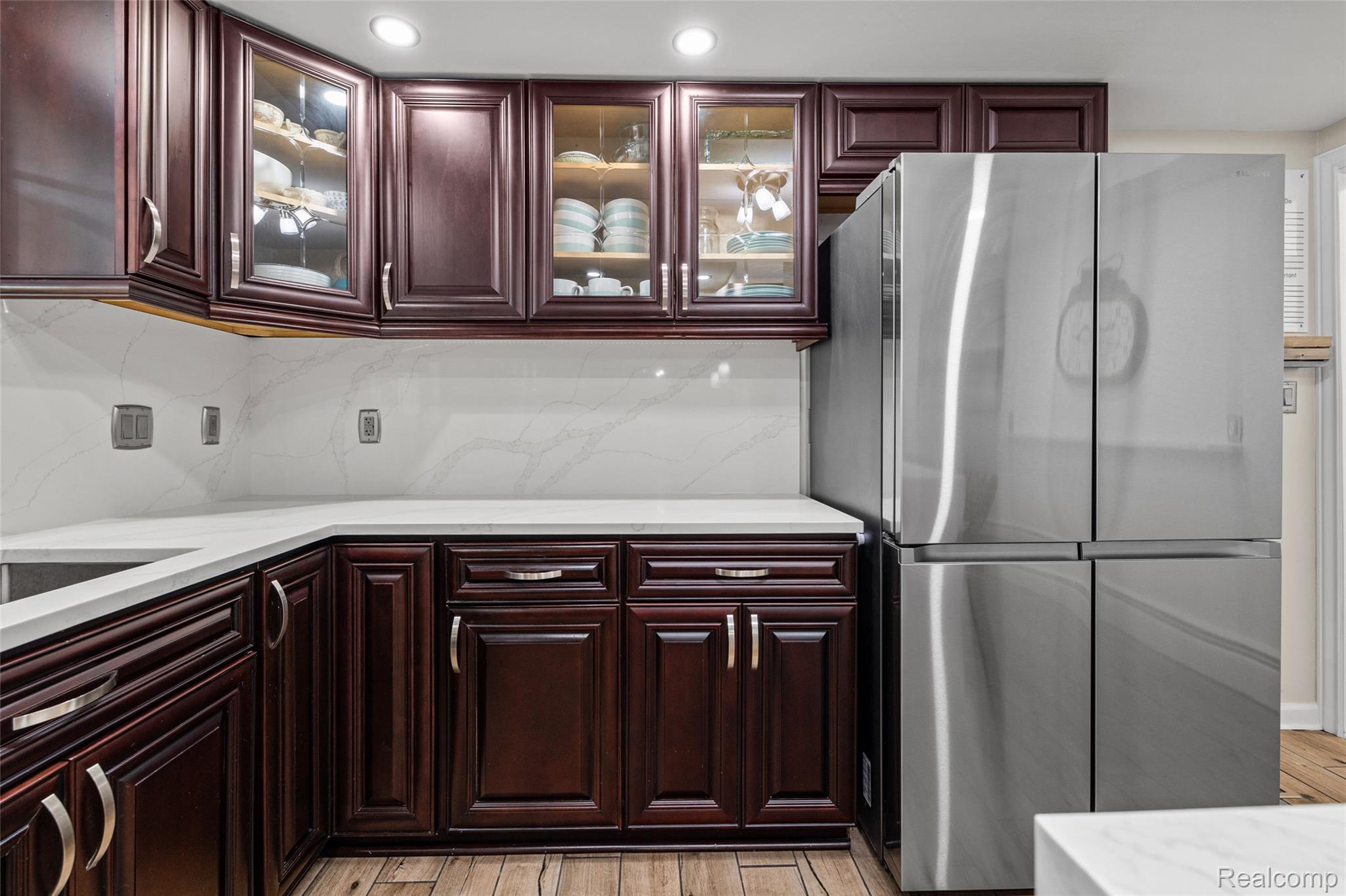 49775 Keycove Street