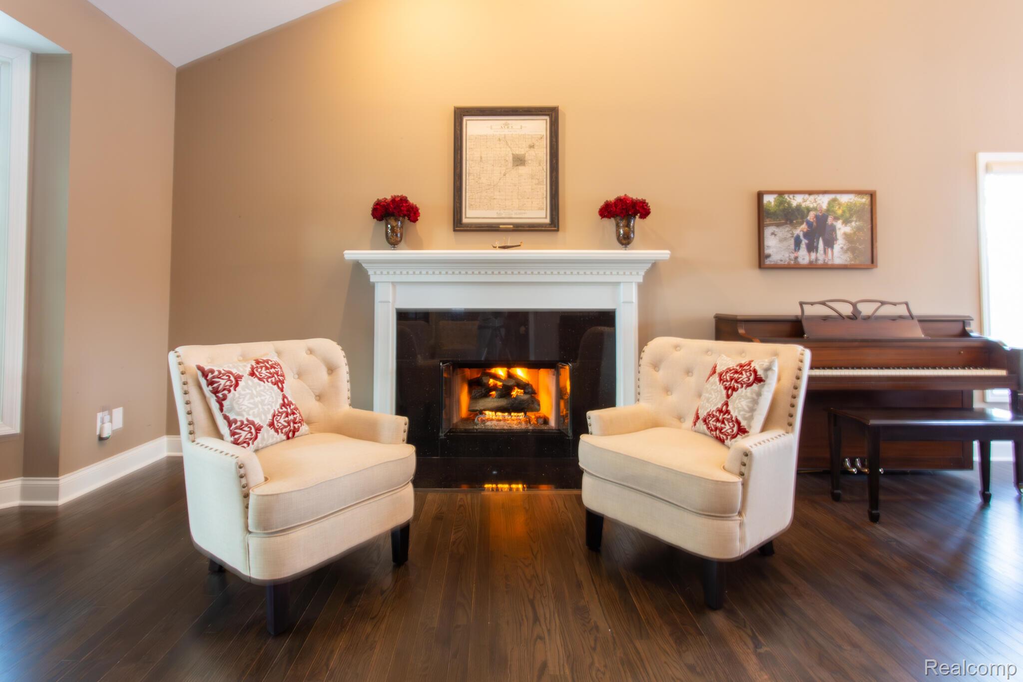 414 Roundview Drive
