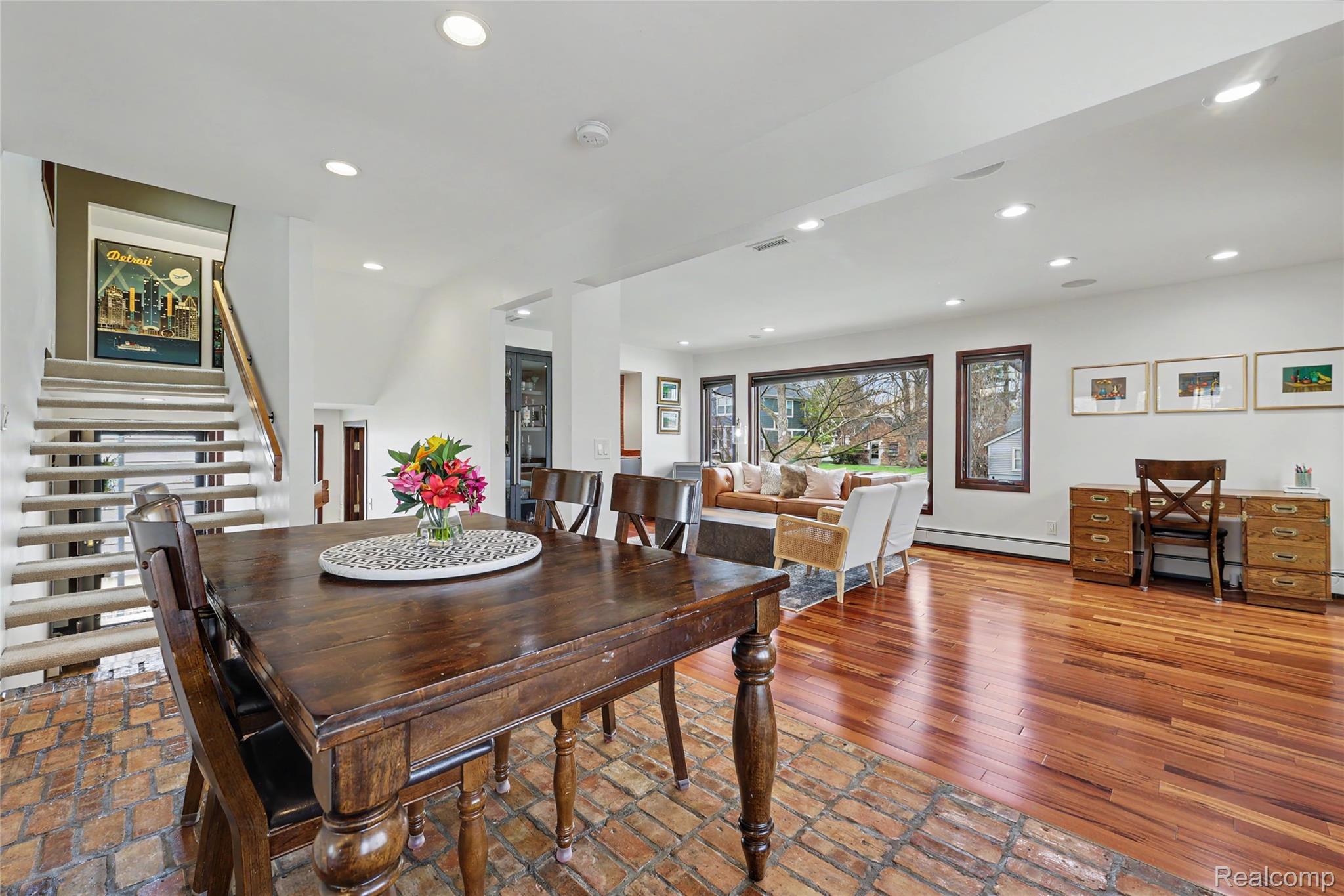 312 Terry Avenue
