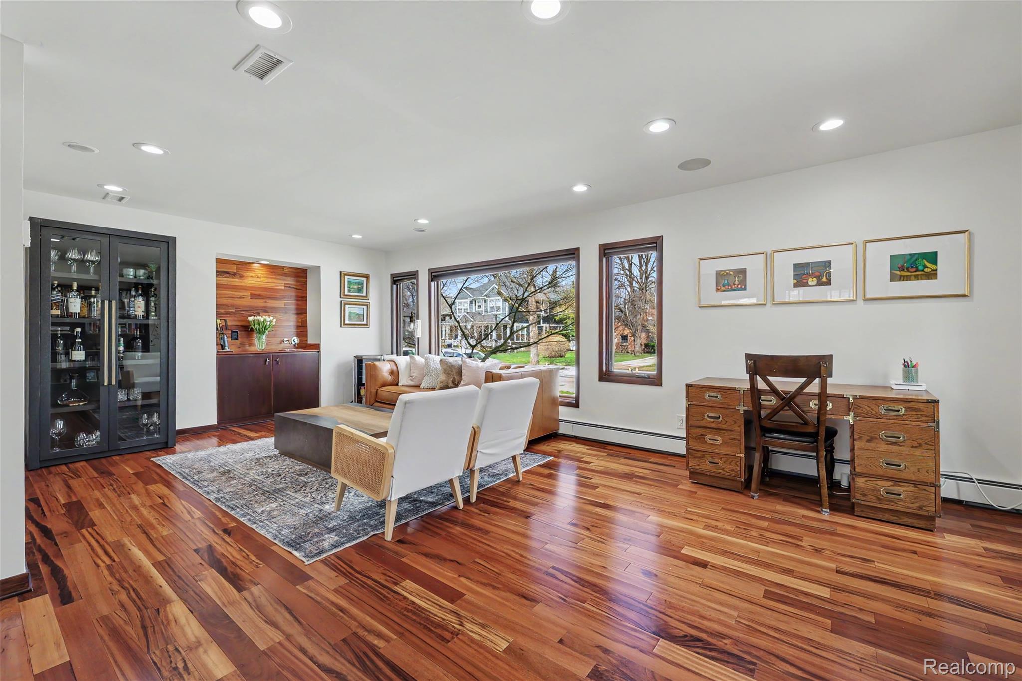 312 Terry Avenue