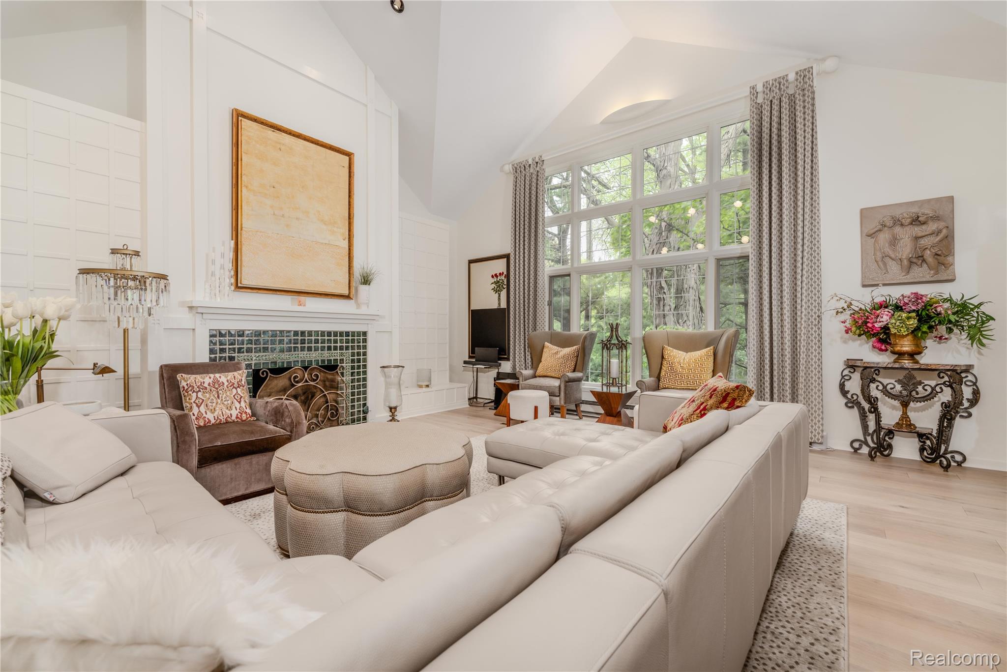 4054 Cranbrook Court