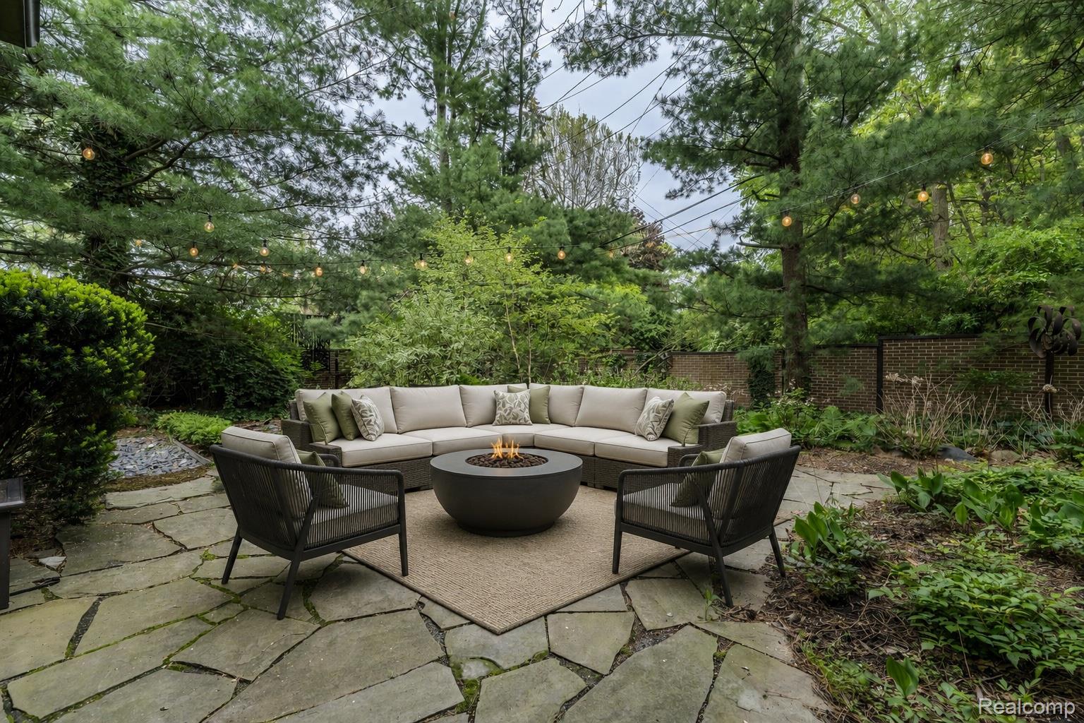 4054 Cranbrook Court
