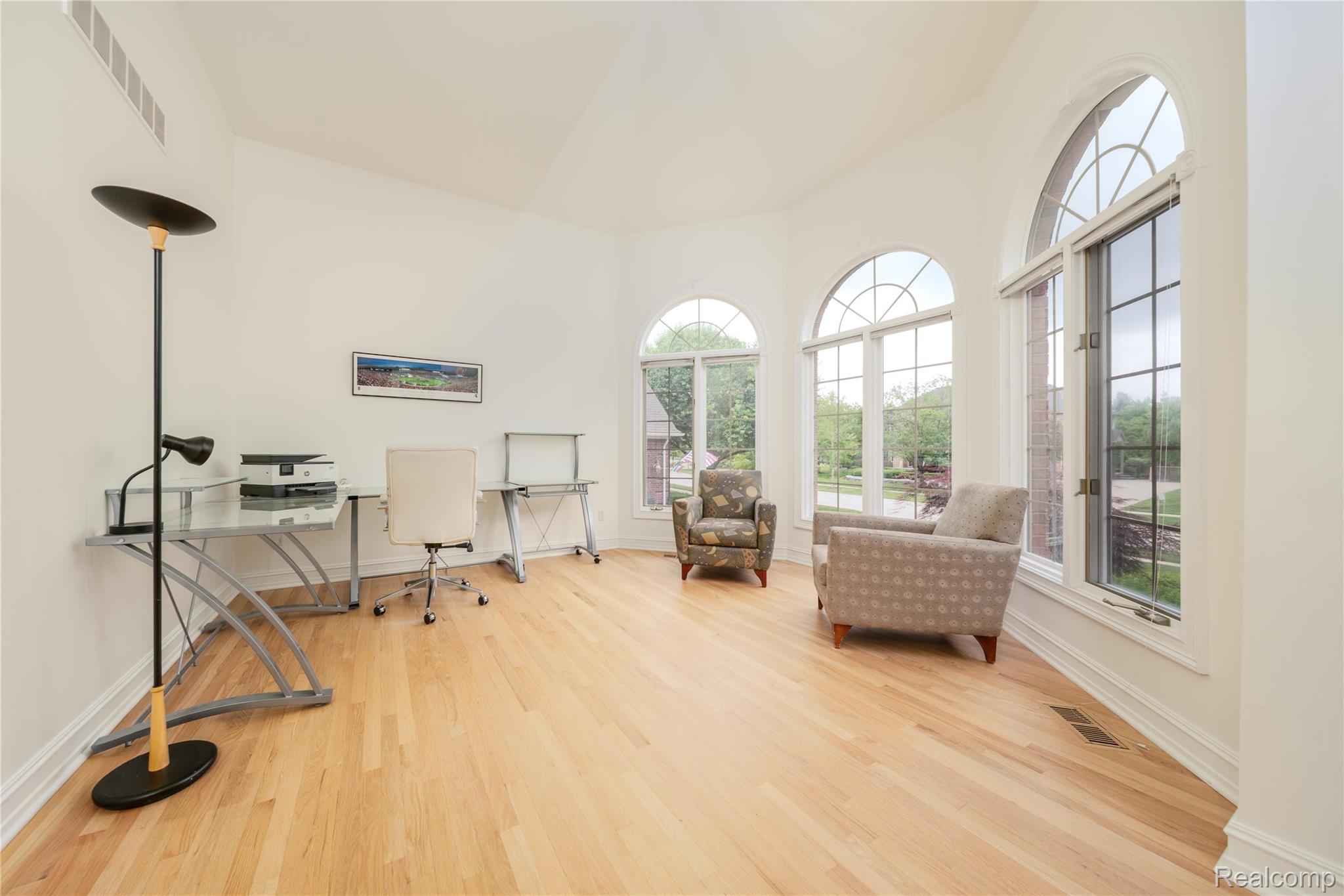 819 Majestic Drive