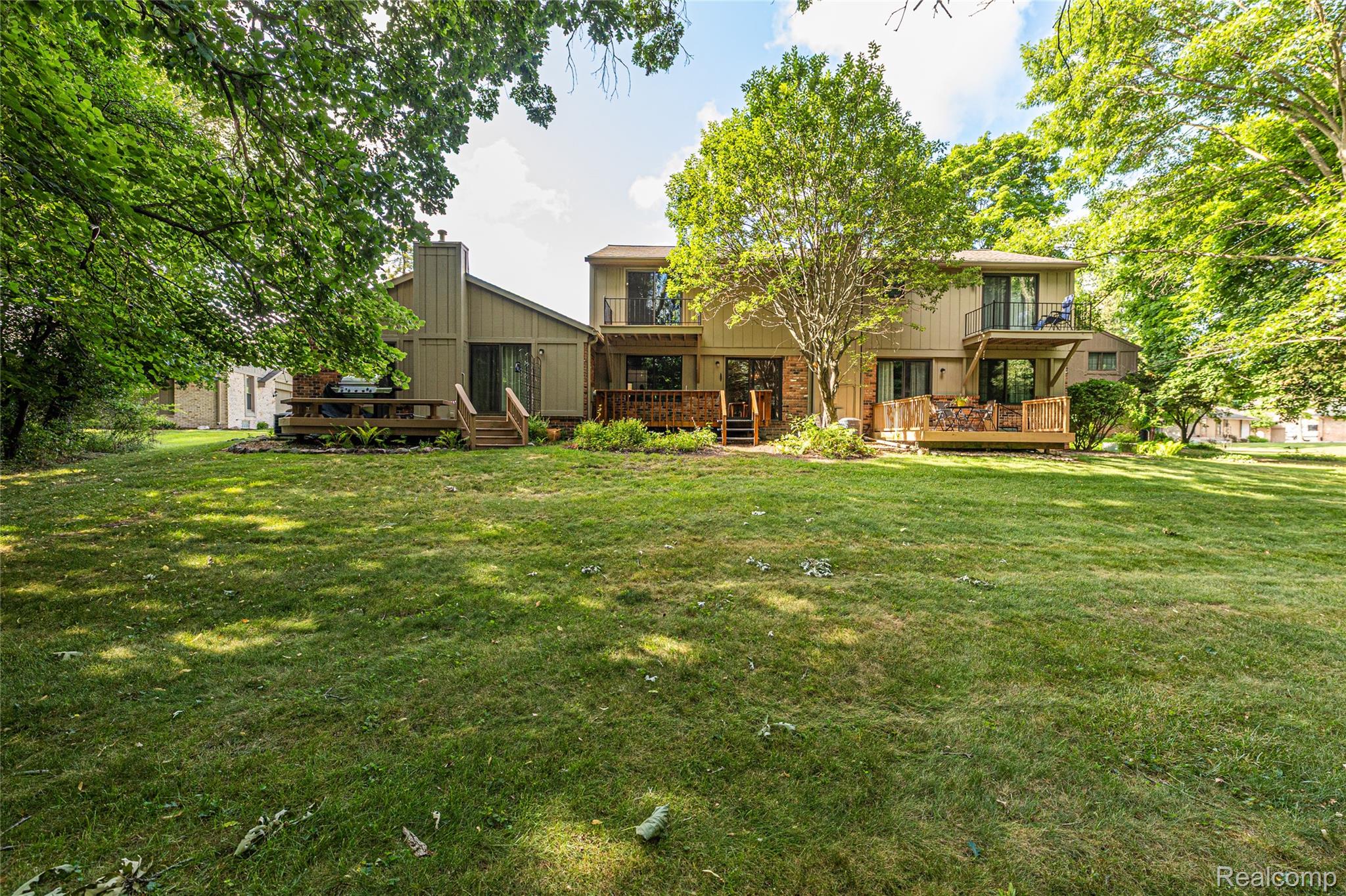1805 Van Hill Court