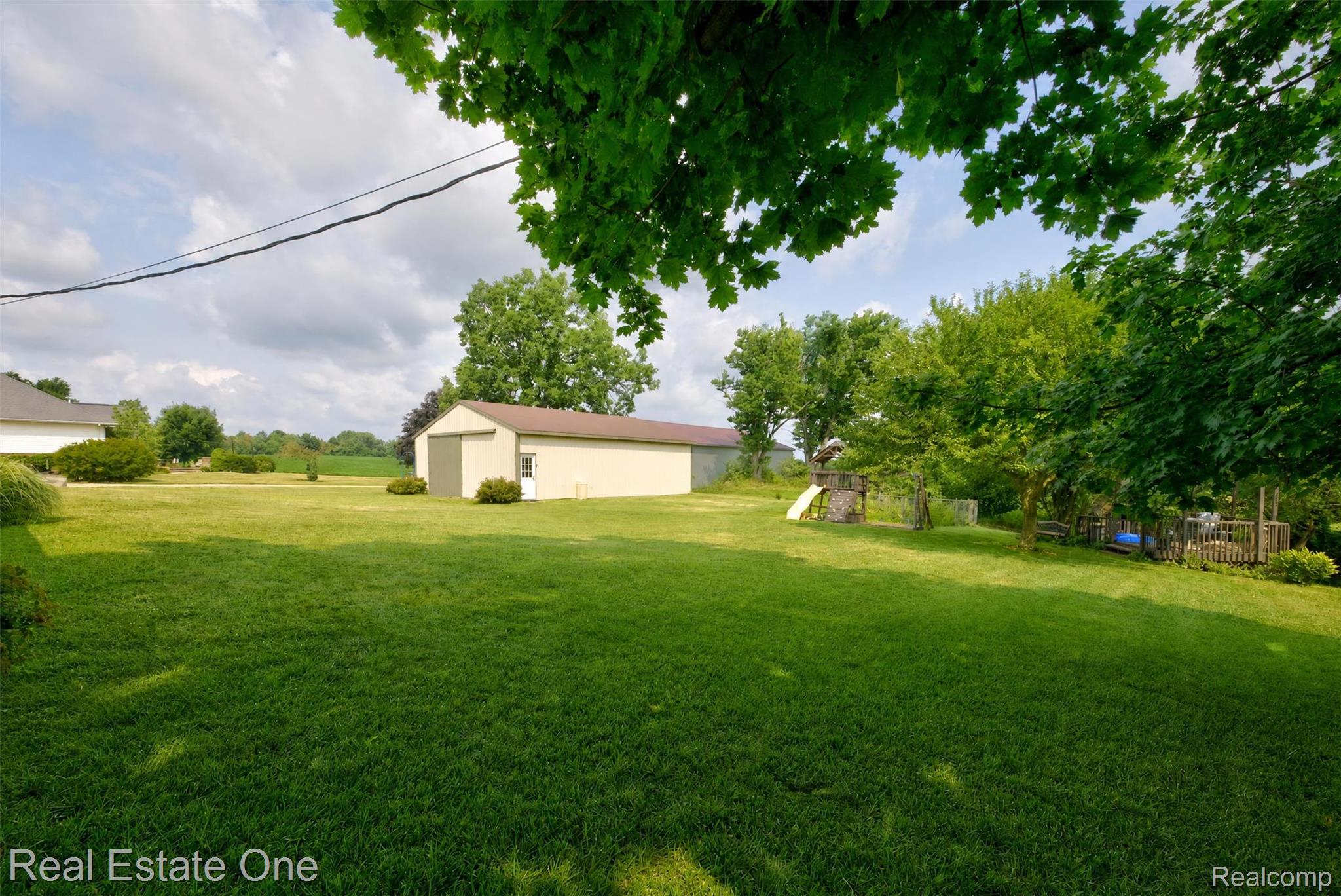 1136 Brauer Road