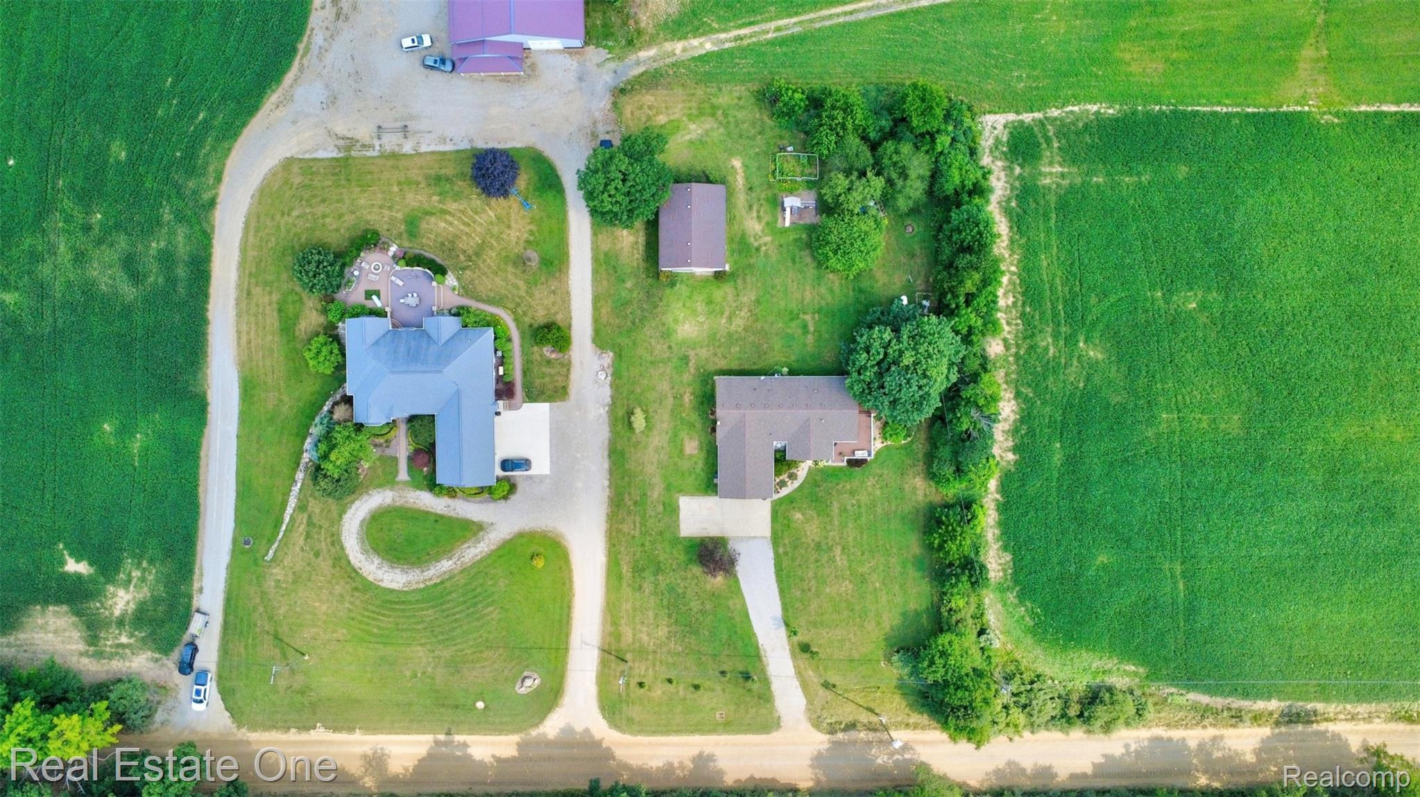 1136 Brauer Road