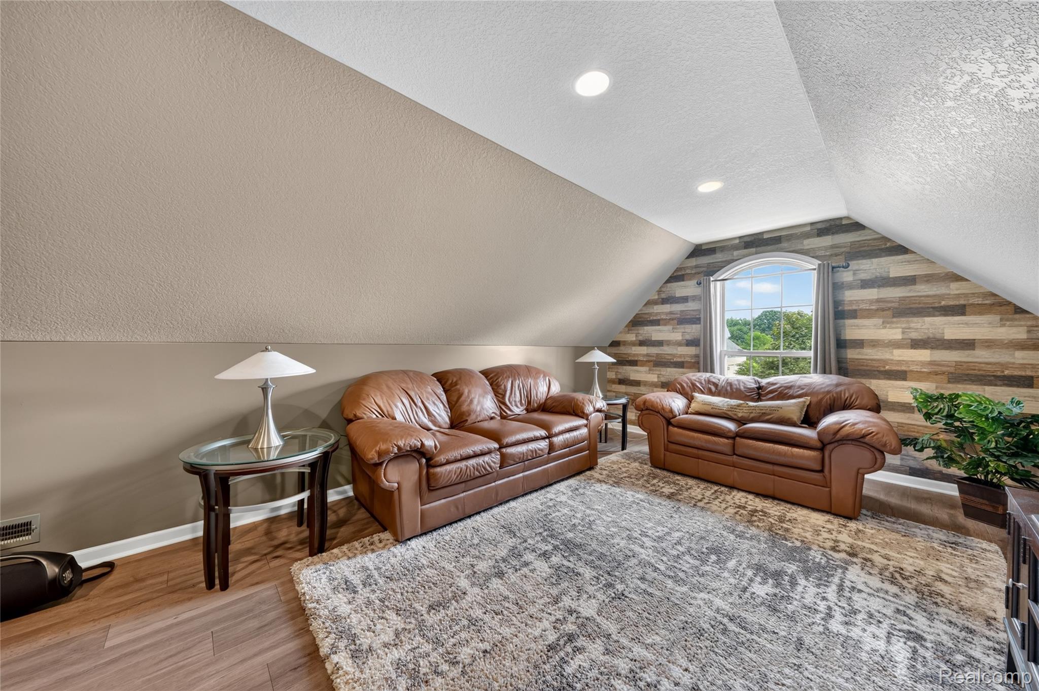 8328 Parkside Drive