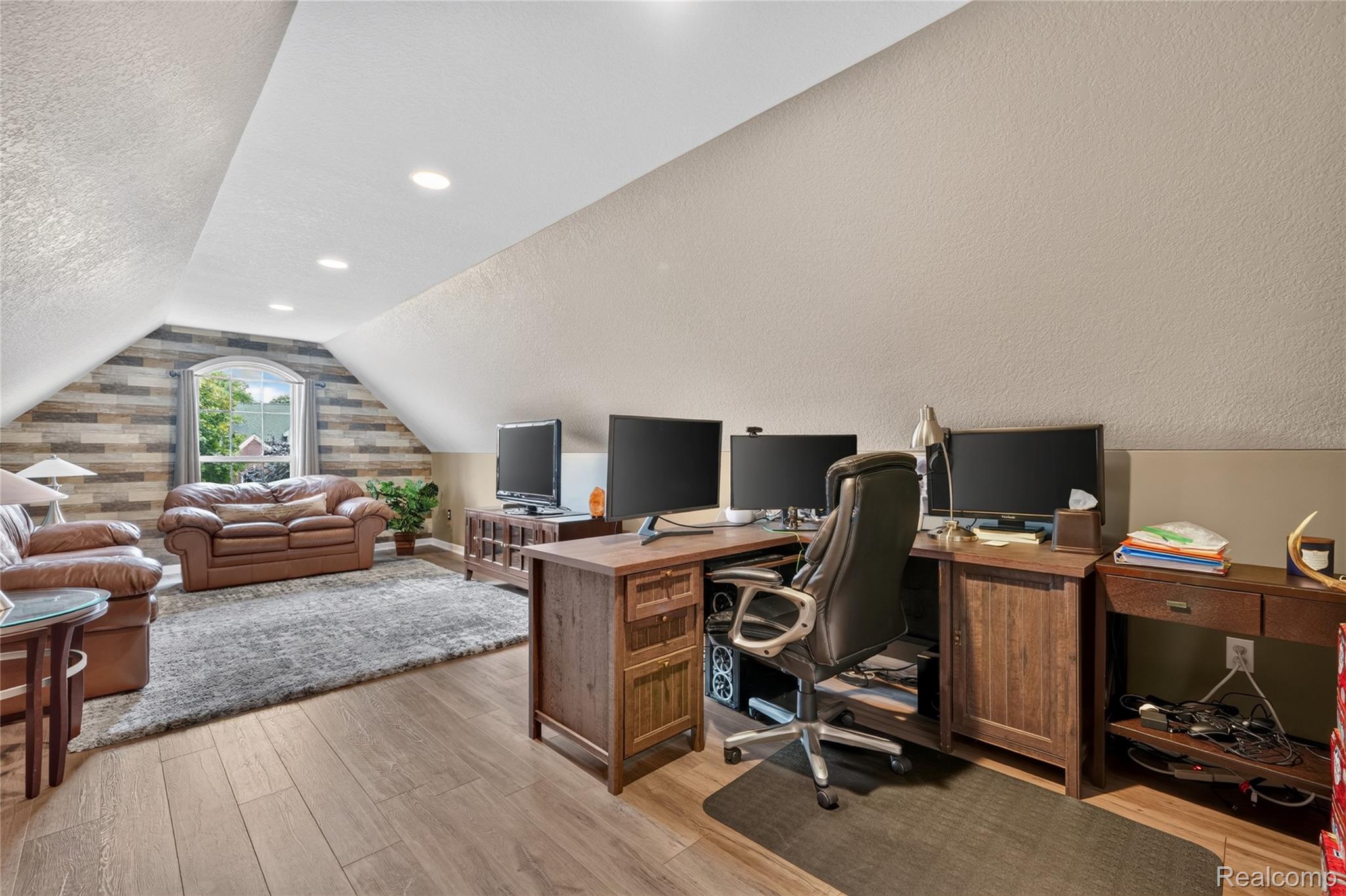 8328 Parkside Drive