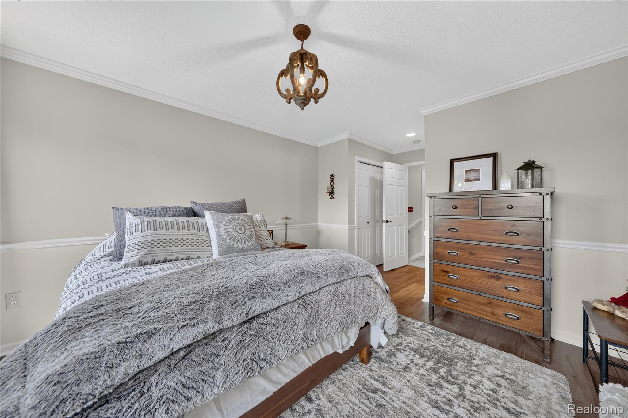 8328 Parkside Drive