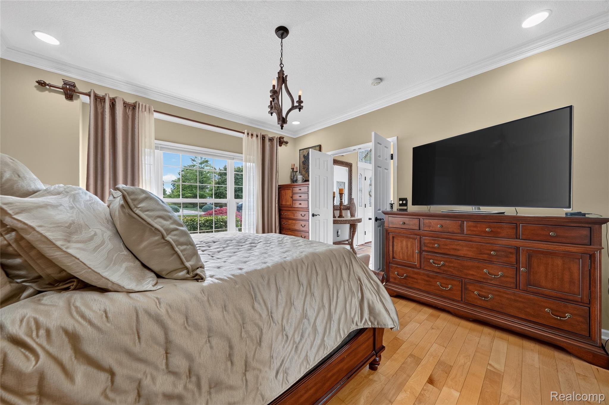 8328 Parkside Drive