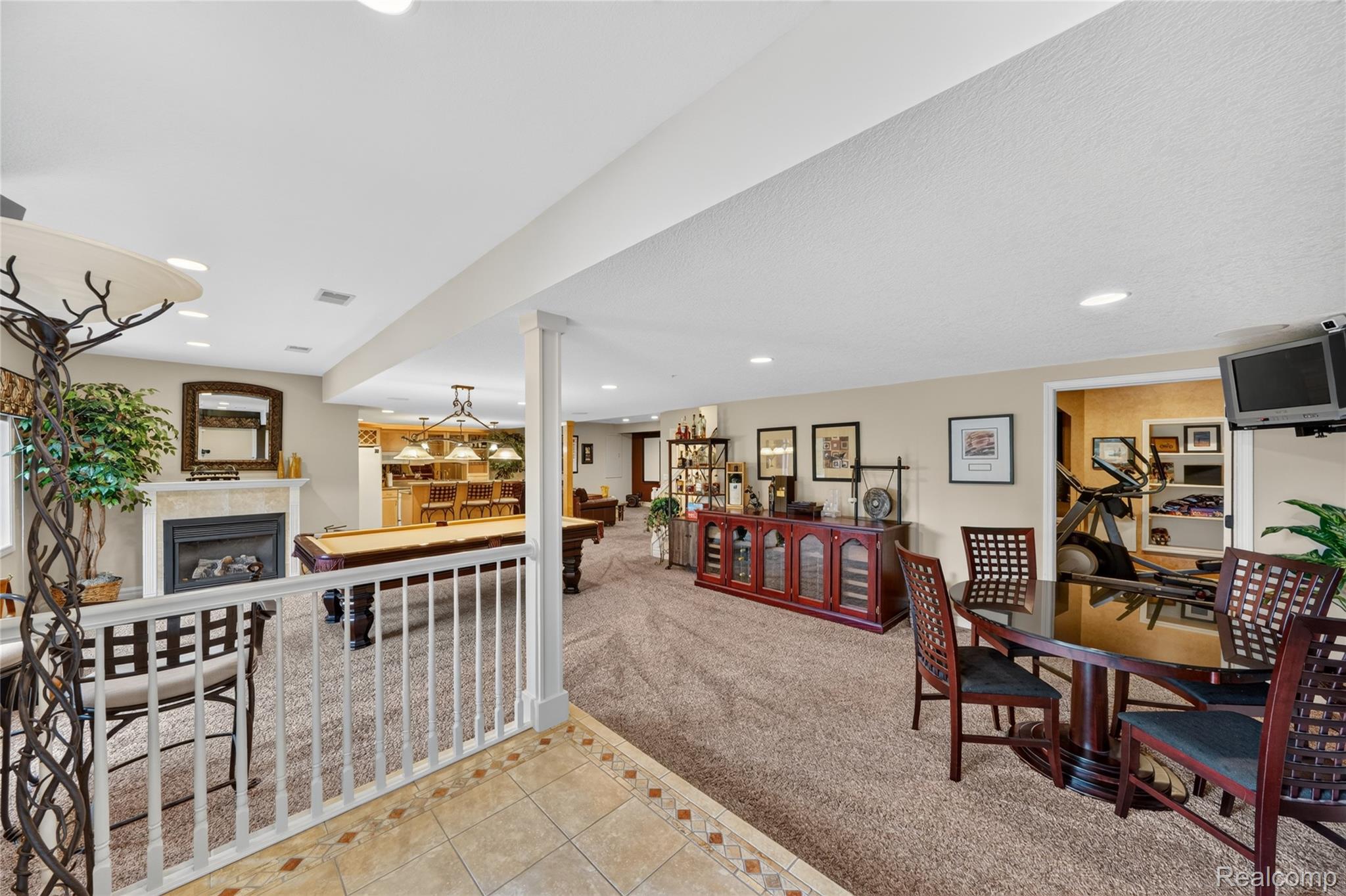 8328 Parkside Drive
