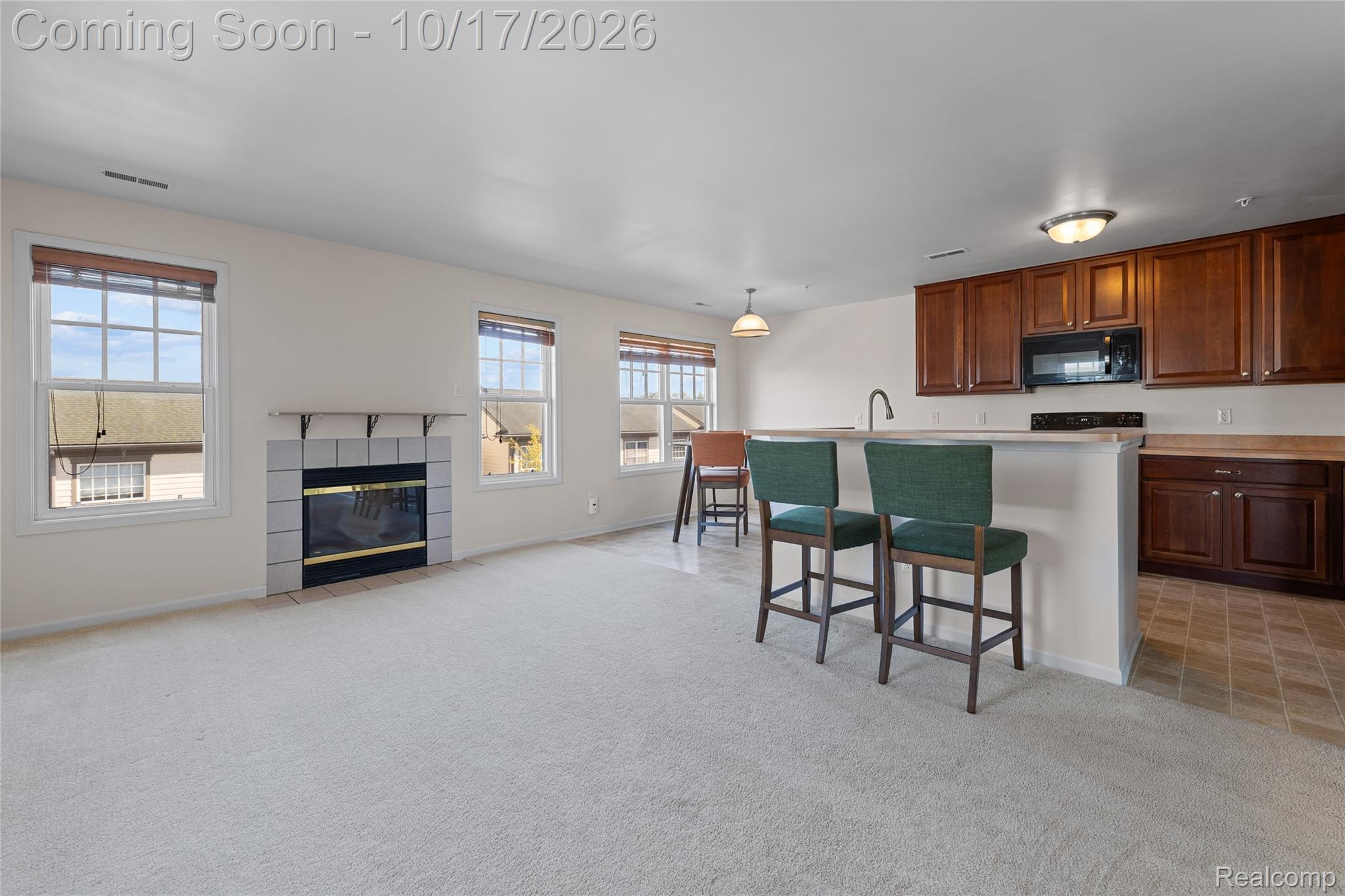 208 Amys WALK