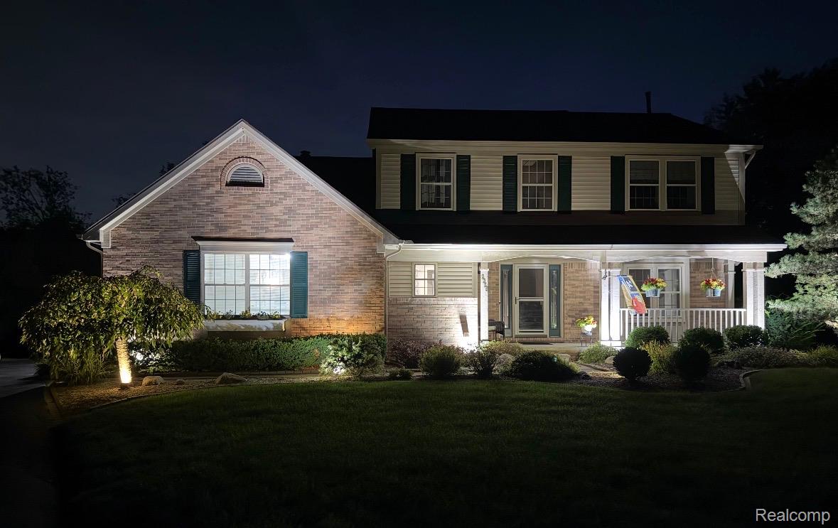 2328 Chestnut CIR