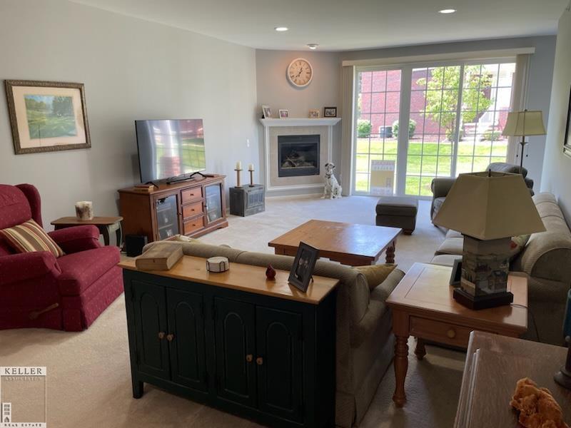 6853 Boulder Pointe Dr. #39