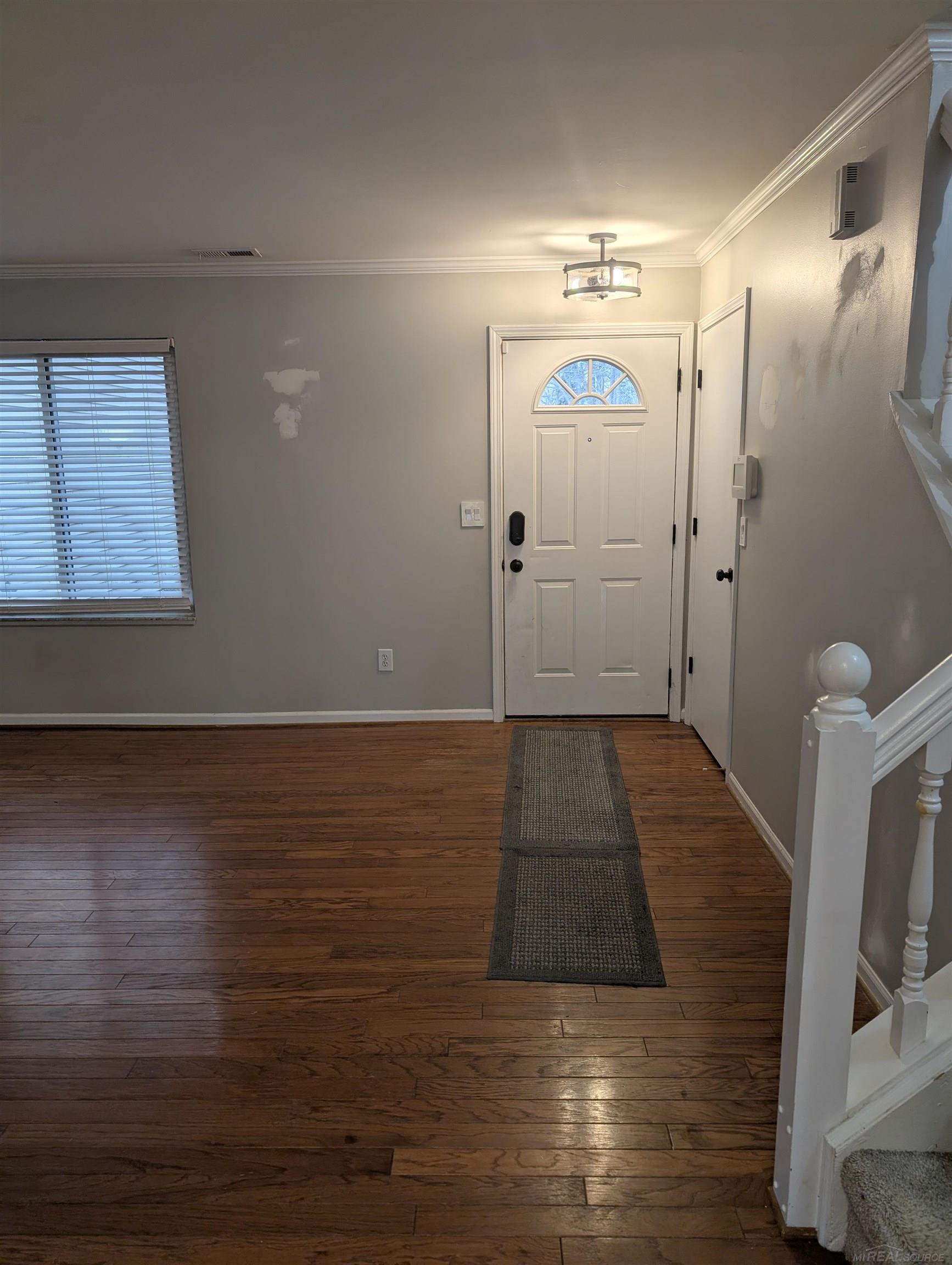 1571 Streamwood Court