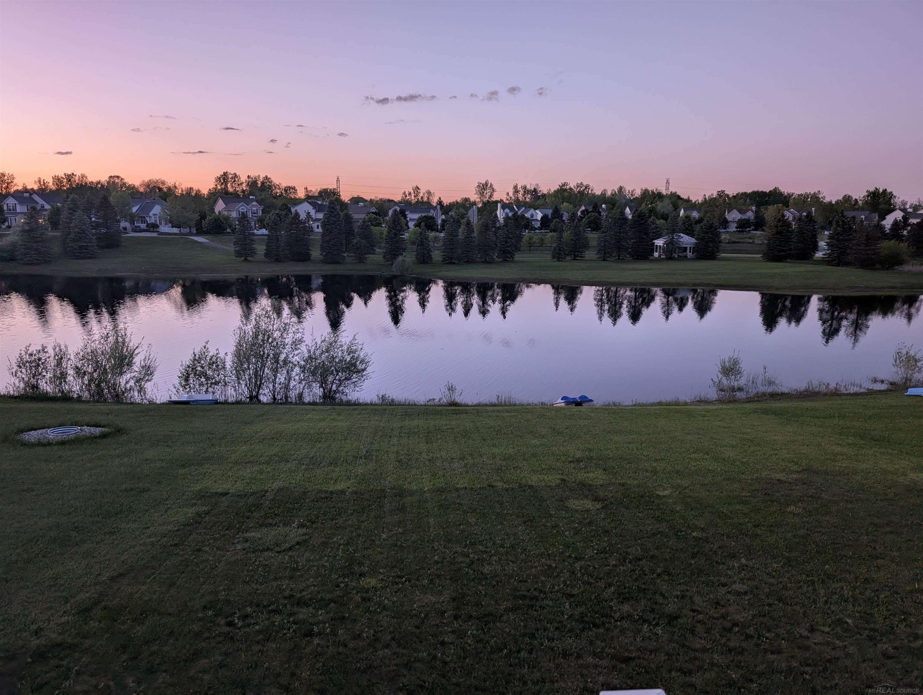 1172 Fountain View Lane
