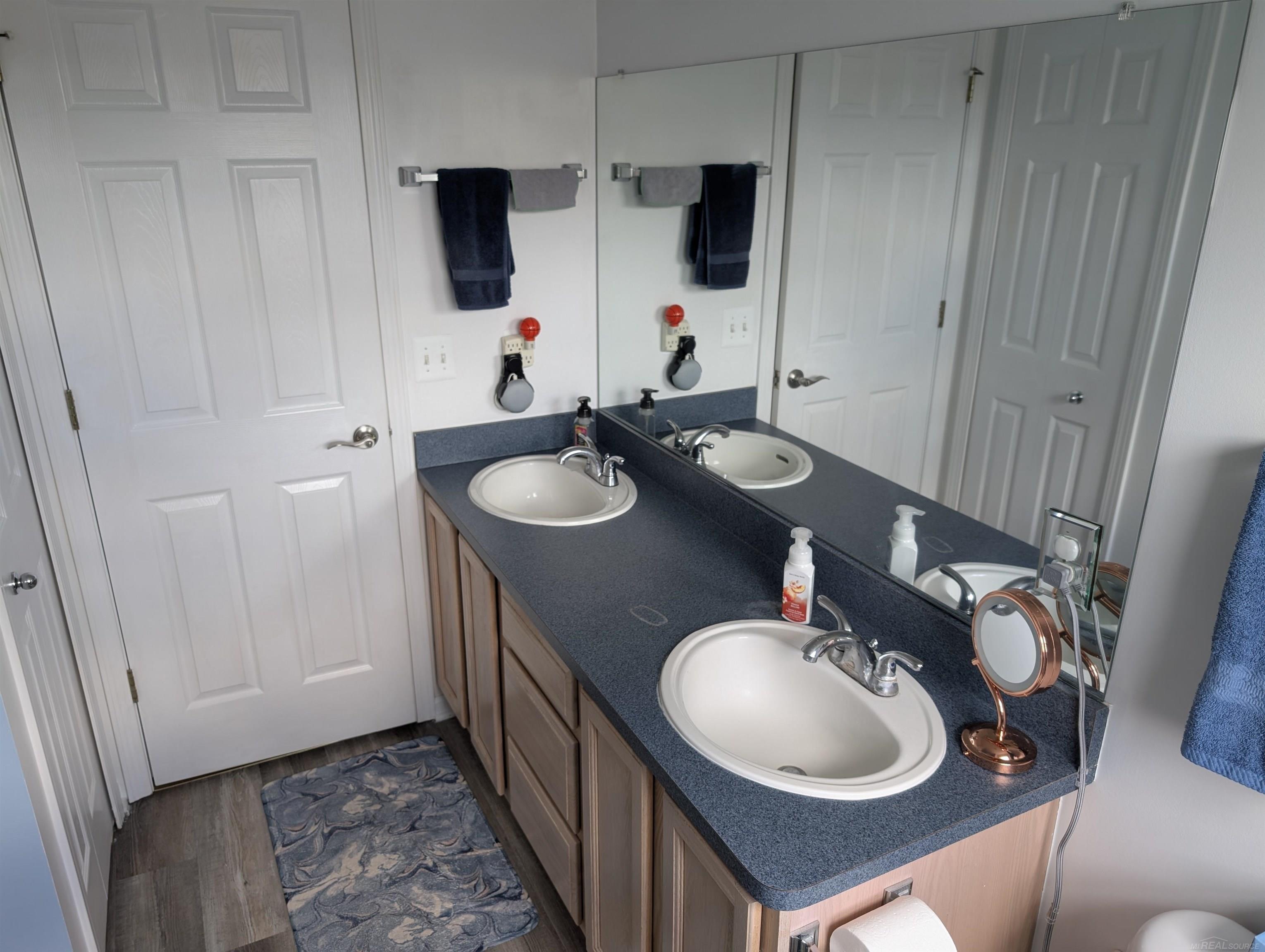 1172 Fountain View Lane