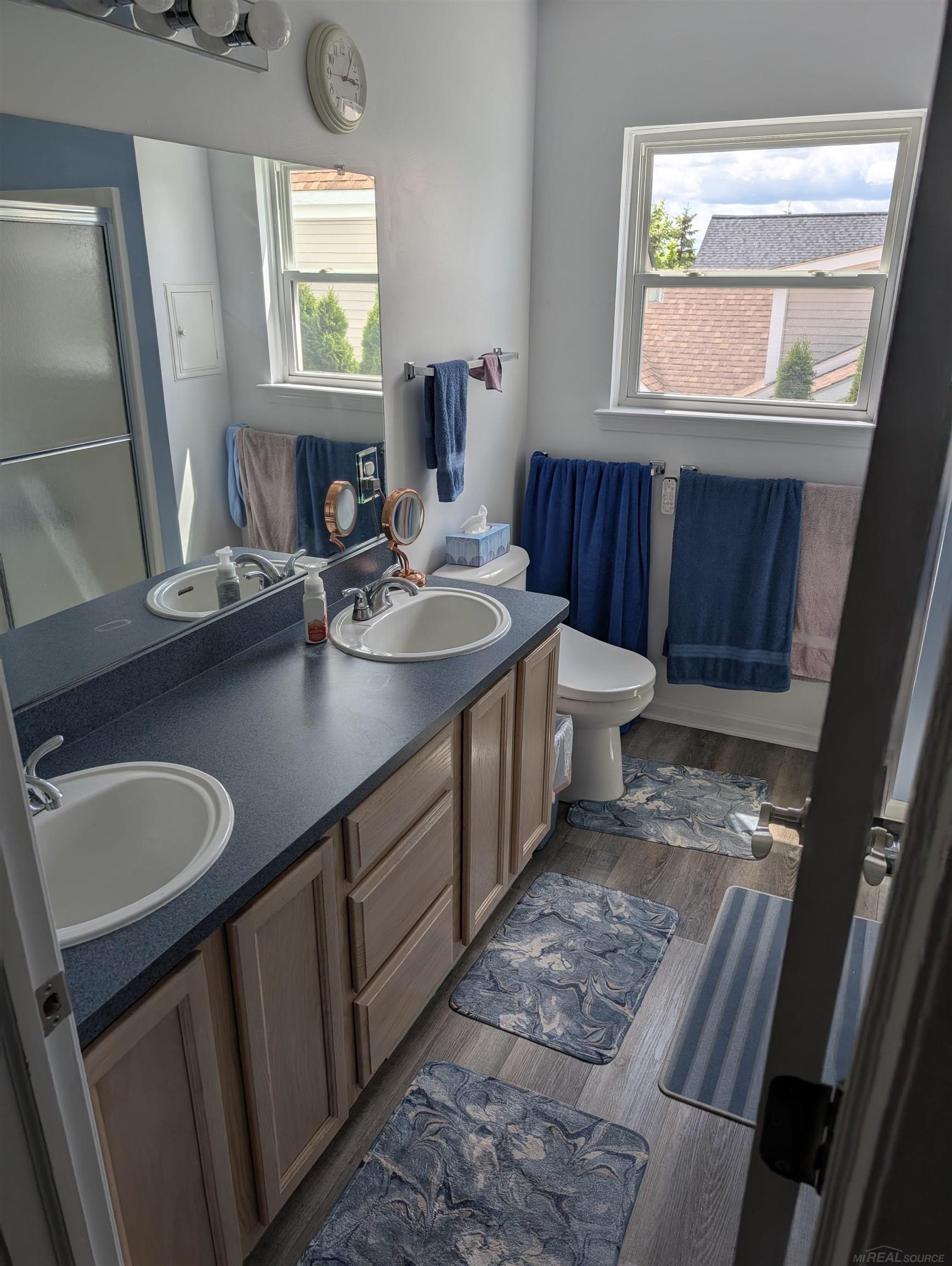 1172 Fountain View Lane