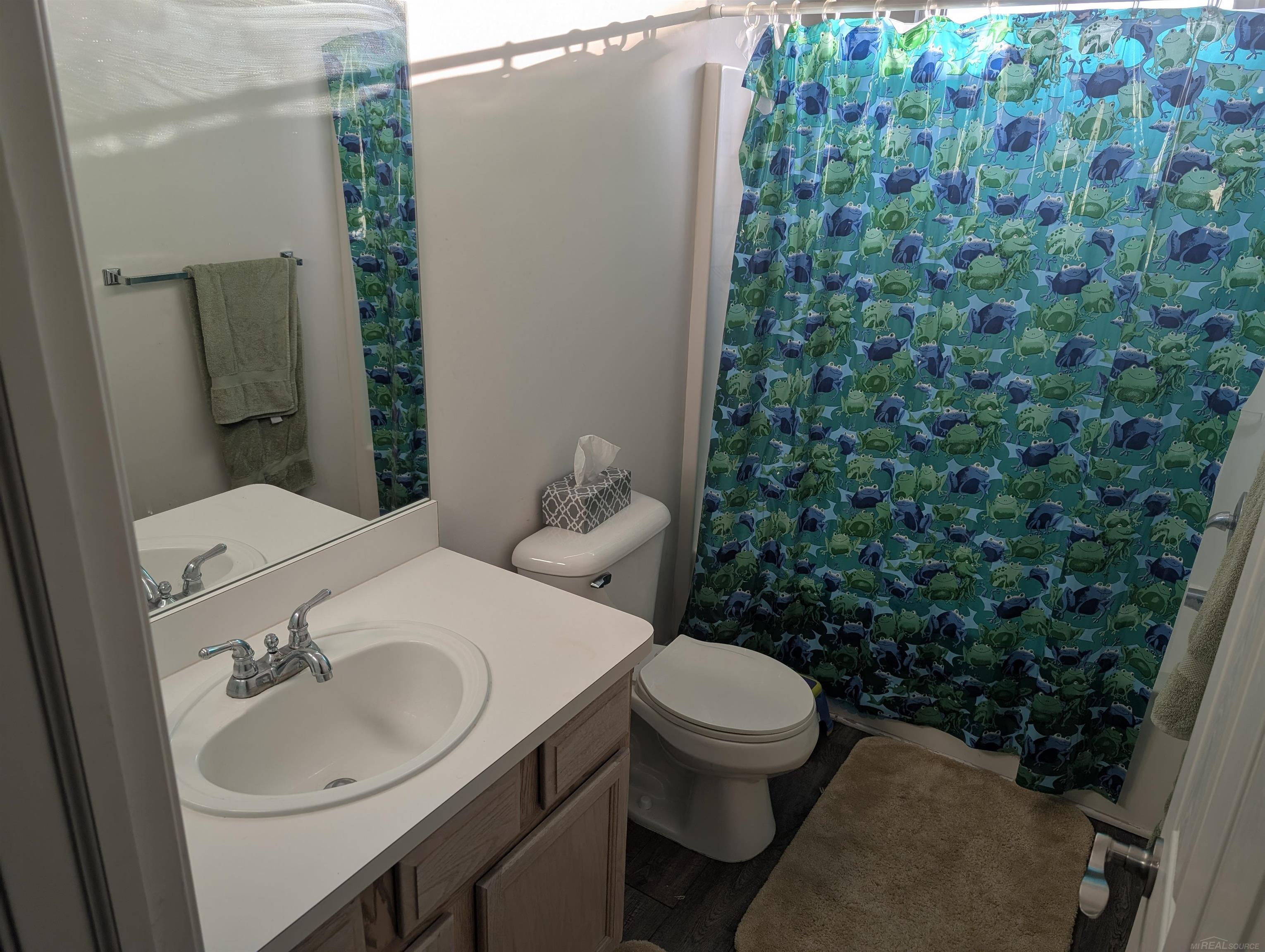 1172 Fountain View Lane