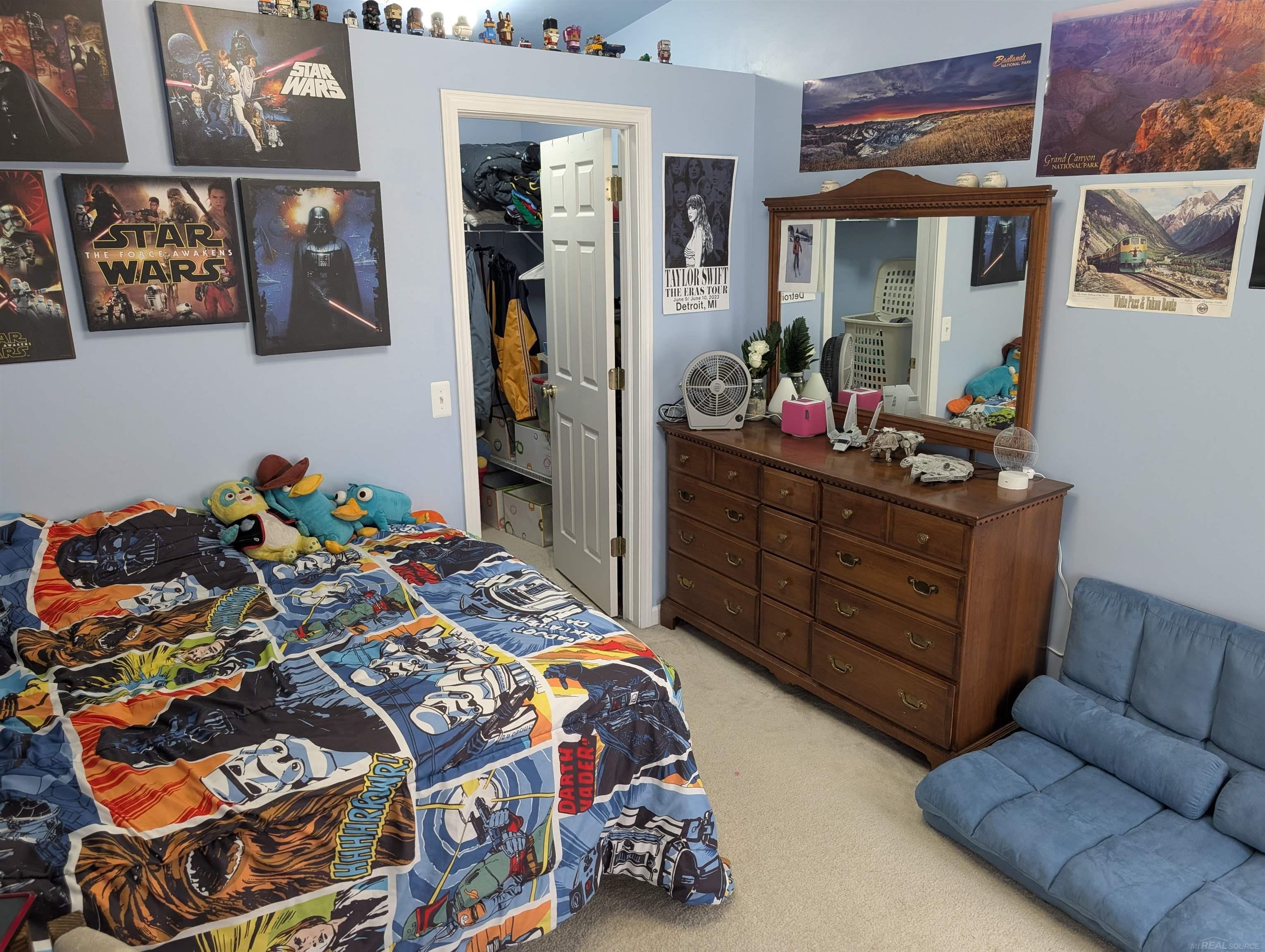 1172 Fountain View Lane