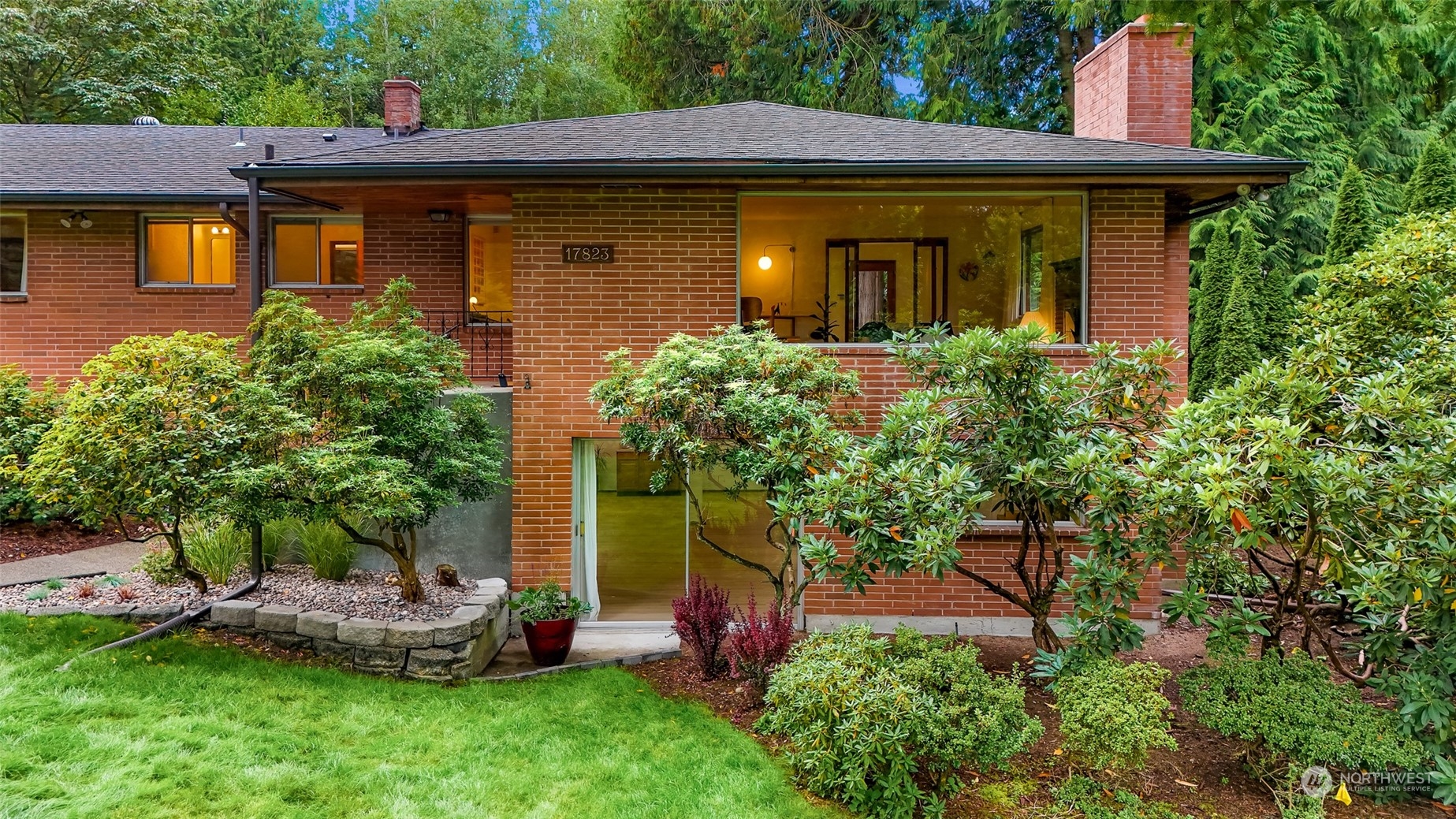 17823 29th Avenue NE