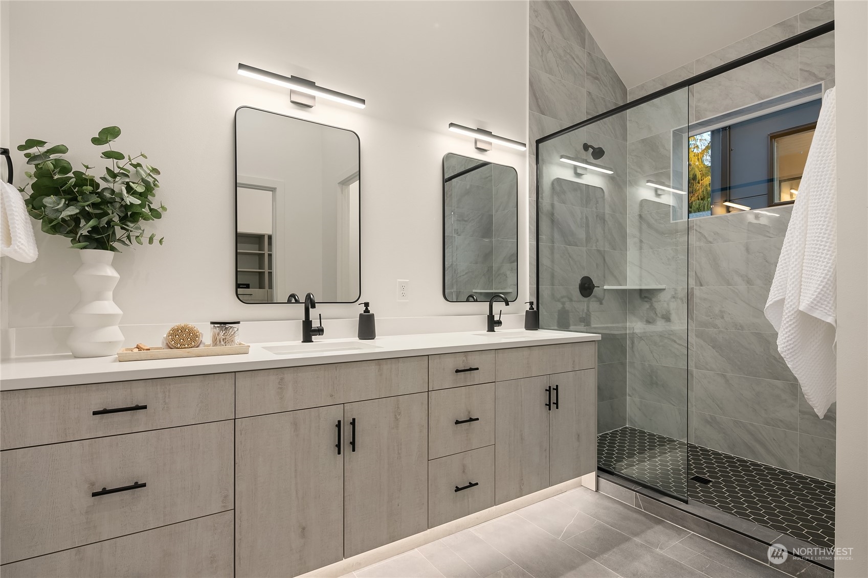 12712 82nd Avenue NE Unit: 1