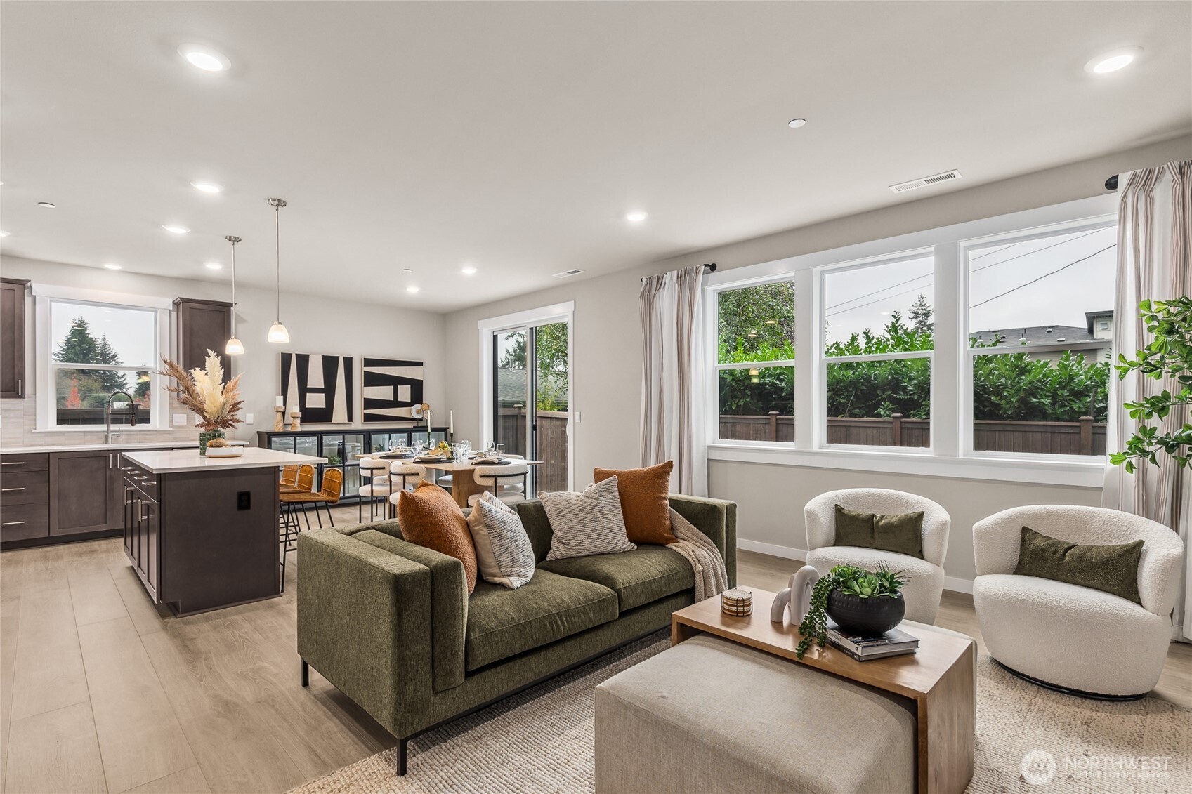 13469 NE 104th Way Unit: #4
