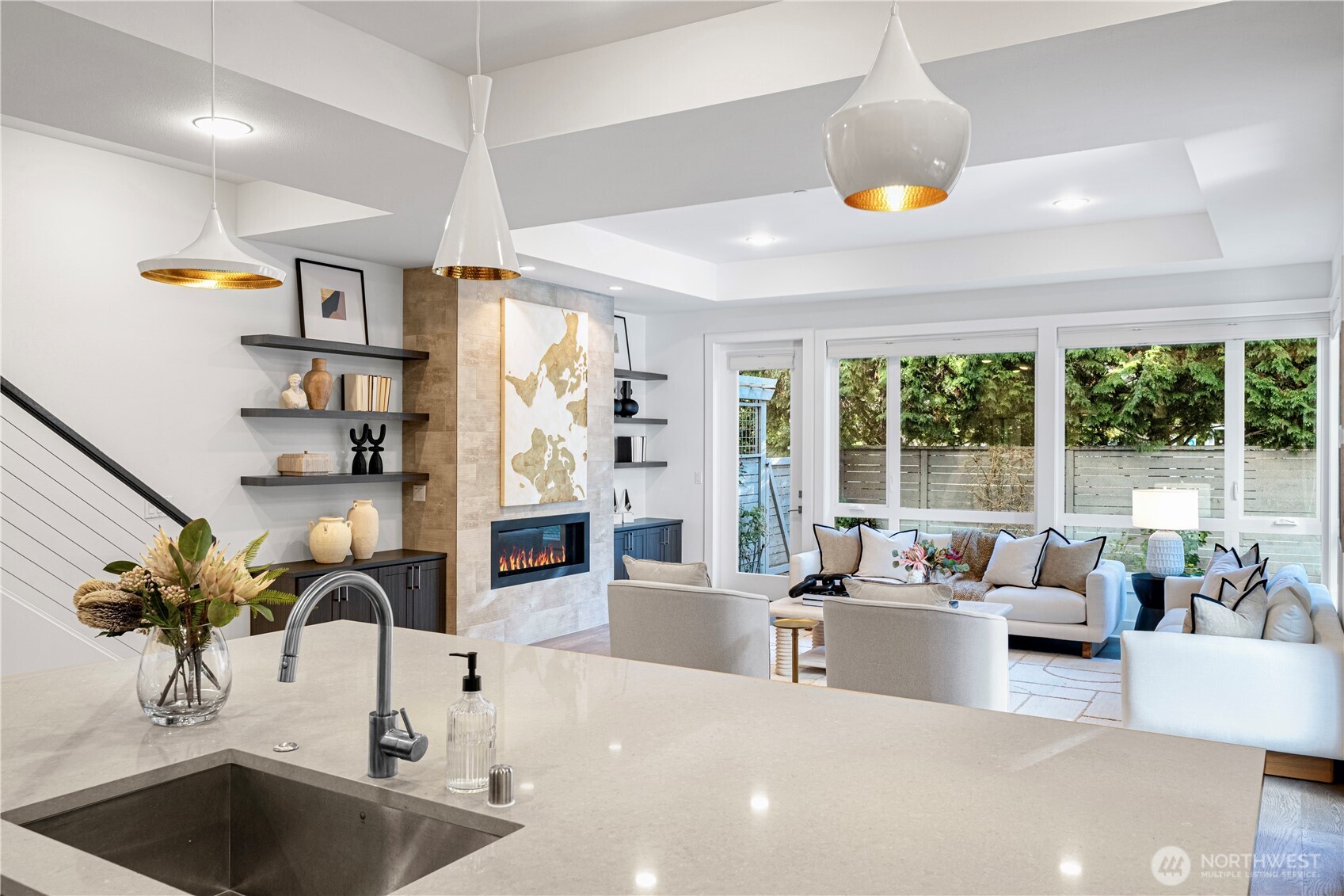 215 4th Court S Unit: 8