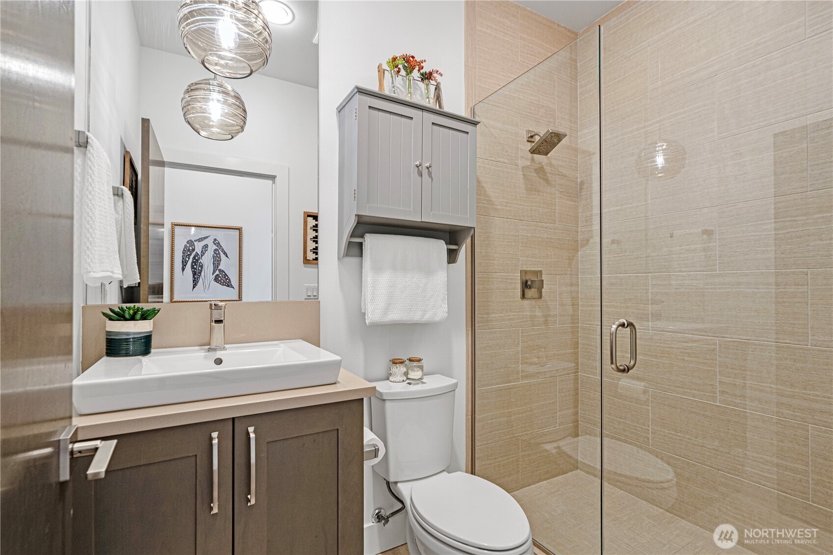 215 4th Court S Unit: 8