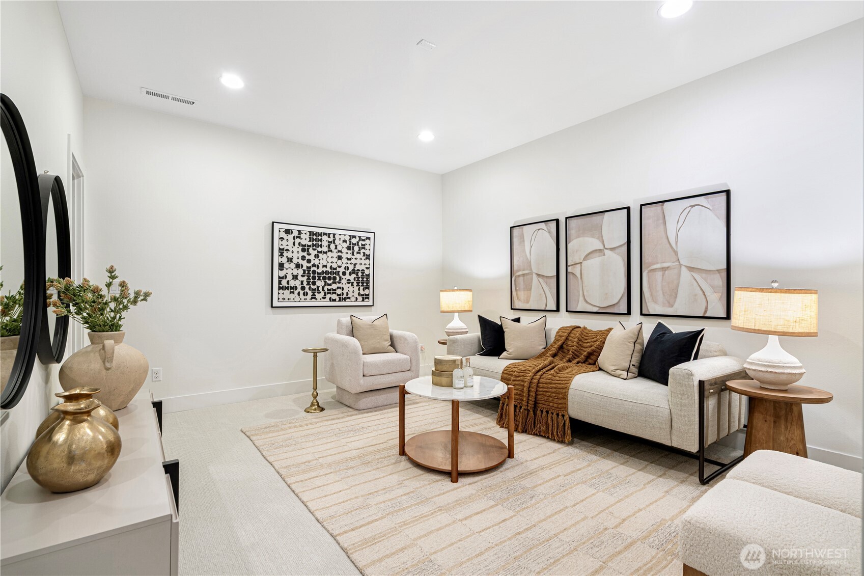 215 4th Court S Unit: 8