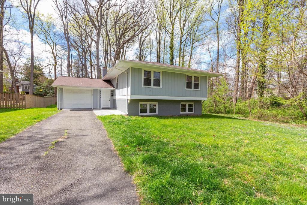 4106 LAMARRE DRIVE