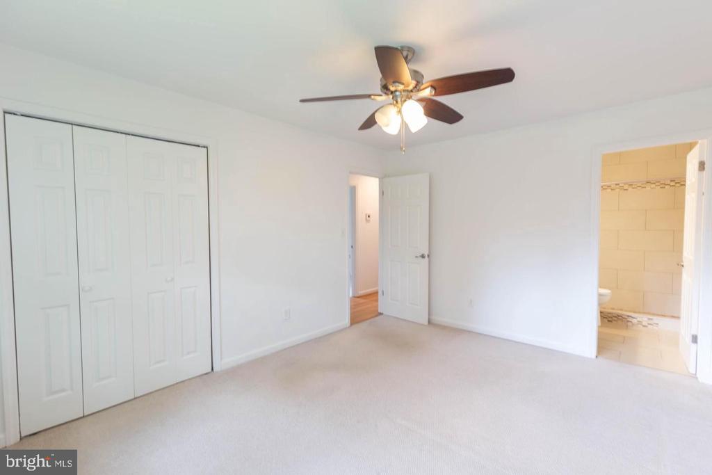 4106 LAMARRE DRIVE