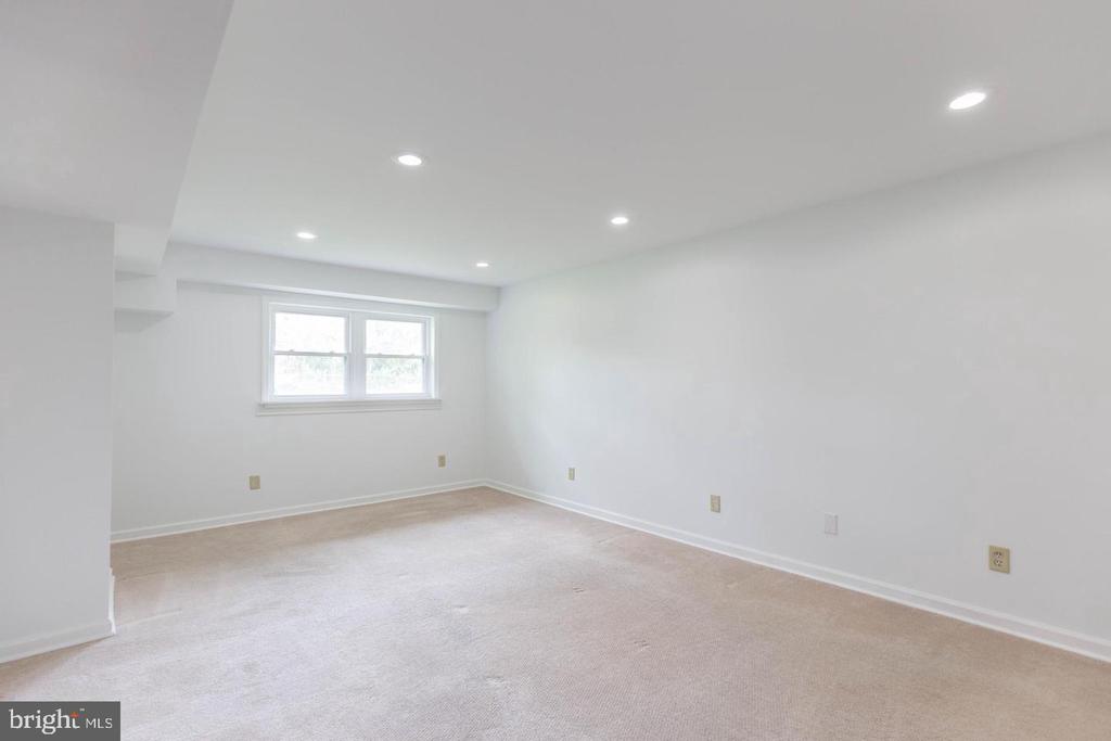 4106 LAMARRE DRIVE