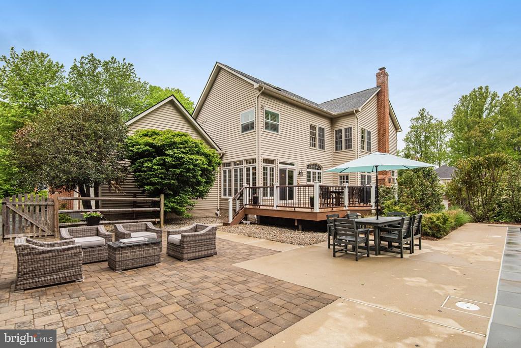 7513 DETWILLER DRIVE