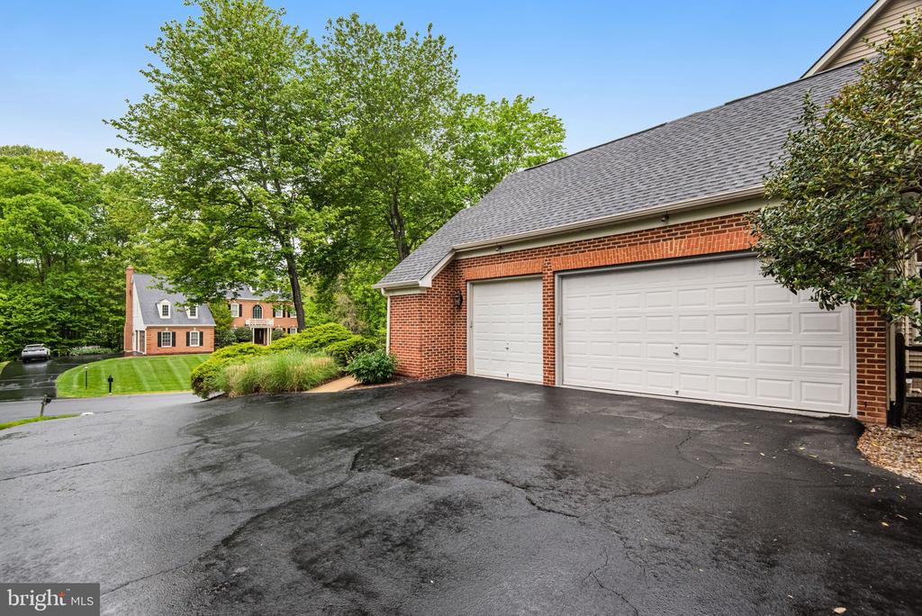 7513 DETWILLER DRIVE