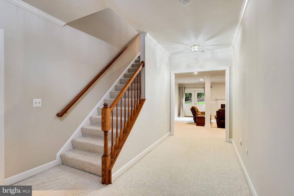 7513 DETWILLER DRIVE