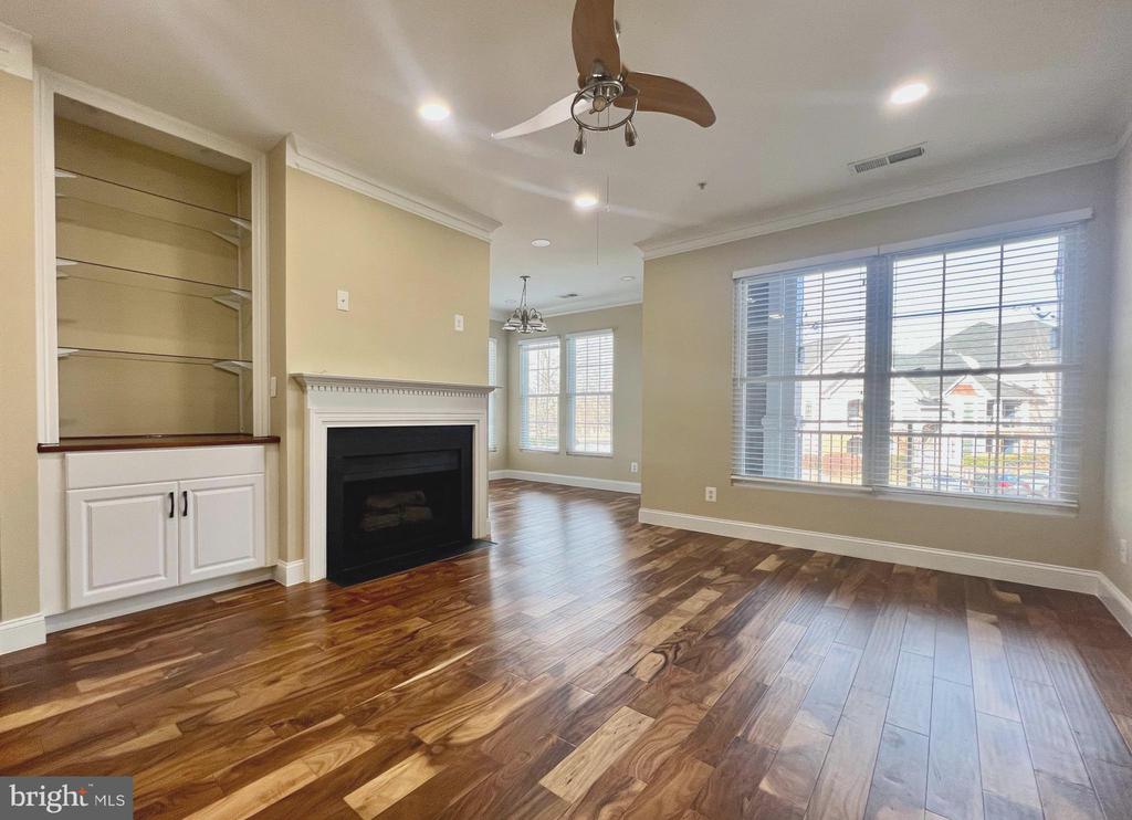 46590 DRYSDALE TERRACE Unit: 201