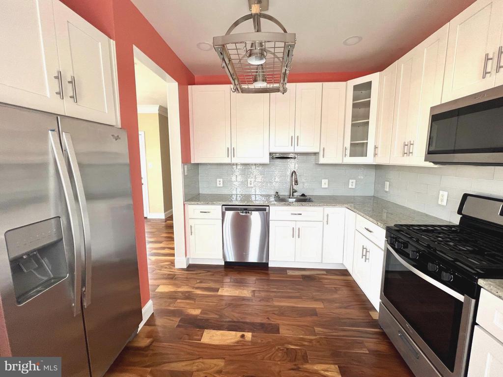 46590 DRYSDALE TERRACE Unit: 201