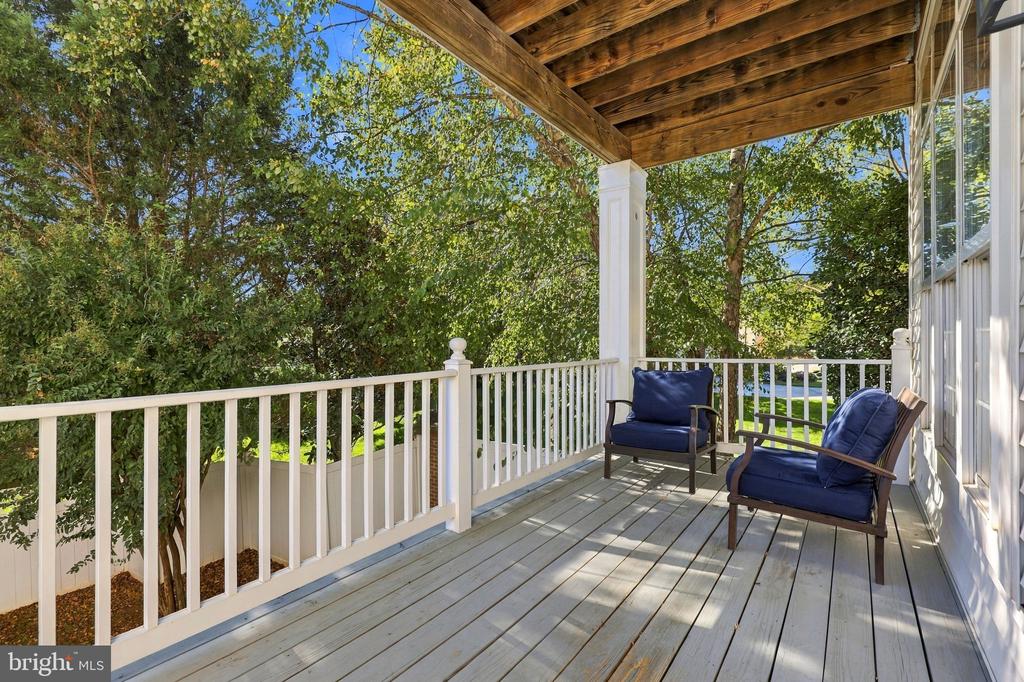 18441 LANIER ISLAND SQUARE