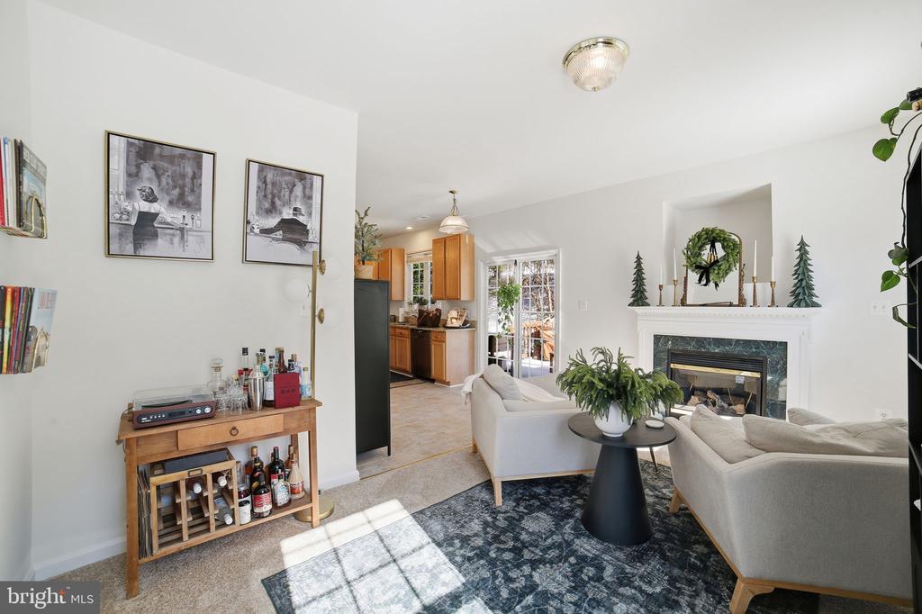 11103 SATURN COURT