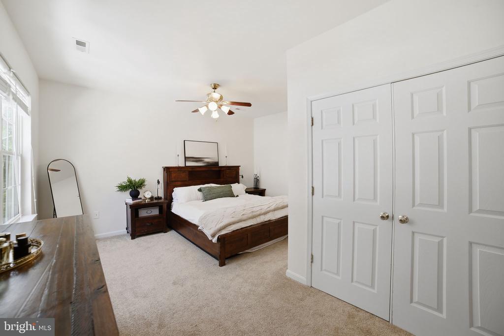 11103 SATURN COURT