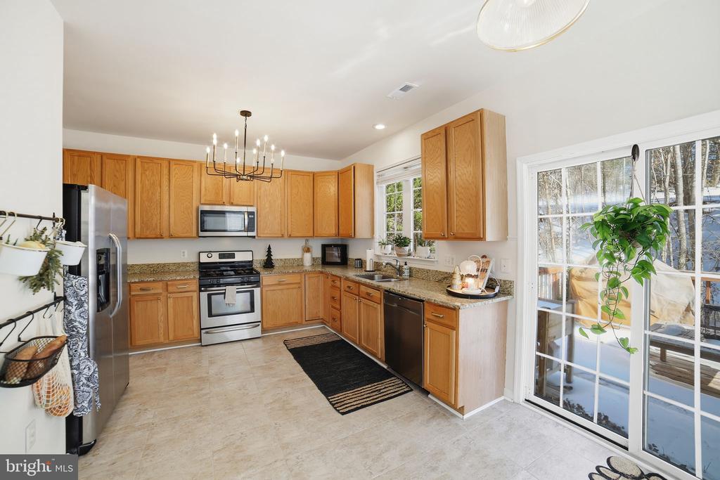 11103 SATURN COURT
