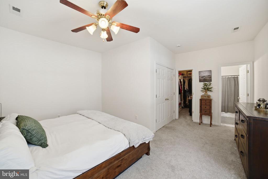 11103 SATURN COURT