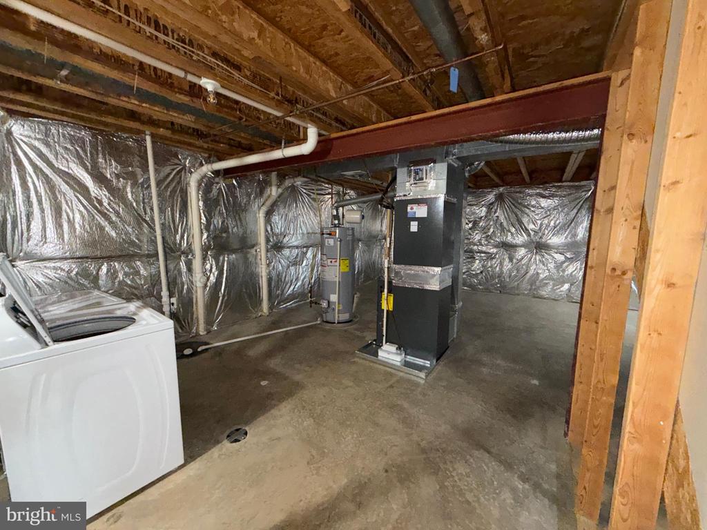 11103 SATURN COURT