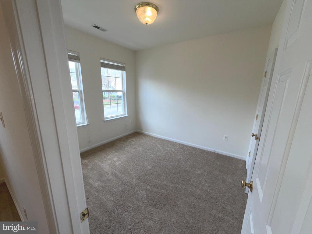 11103 SATURN COURT