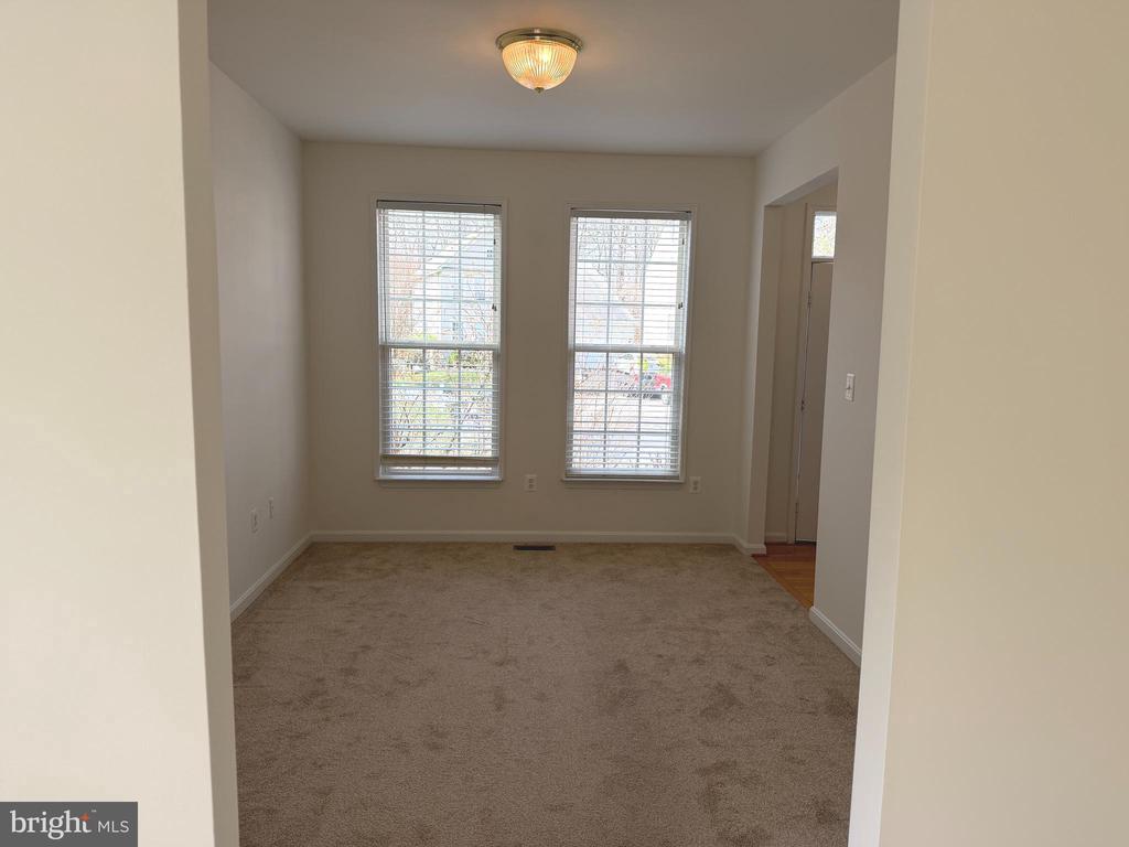11103 SATURN COURT