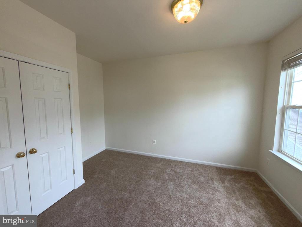 11103 SATURN COURT