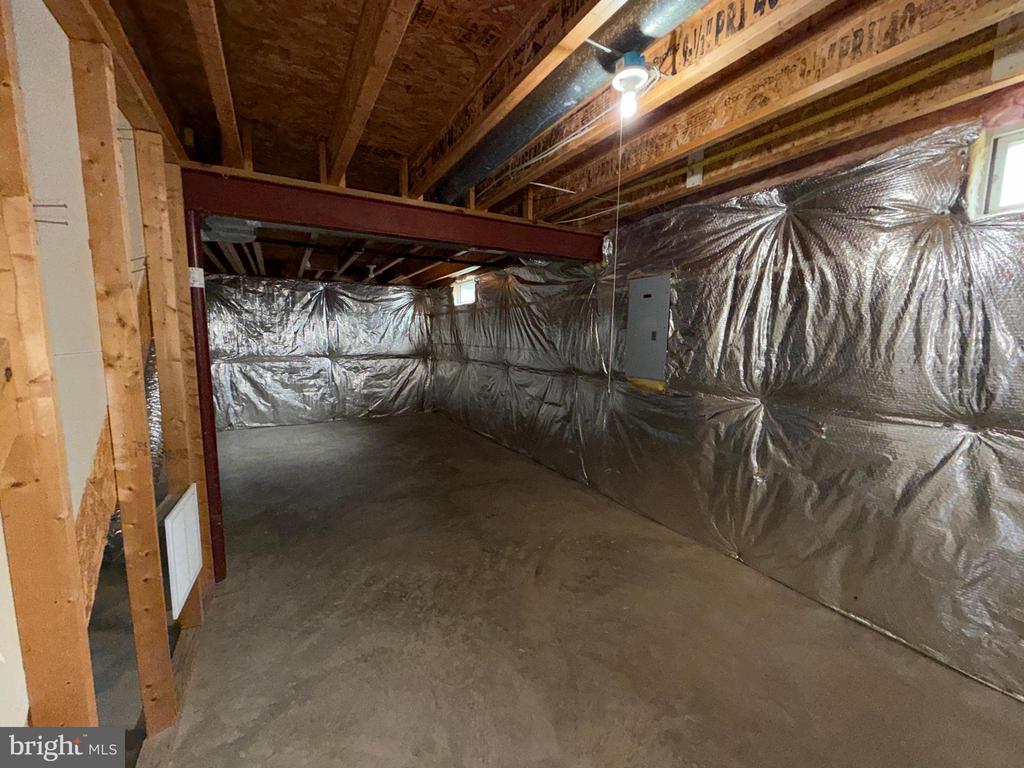 11103 SATURN COURT