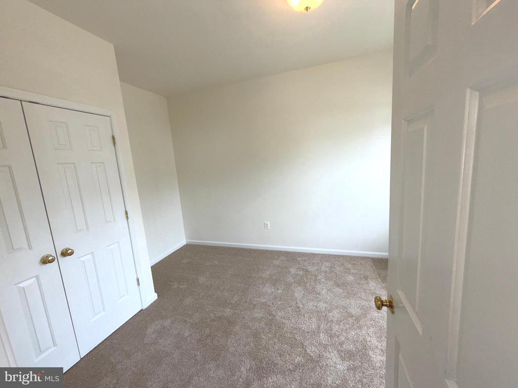 11103 SATURN COURT